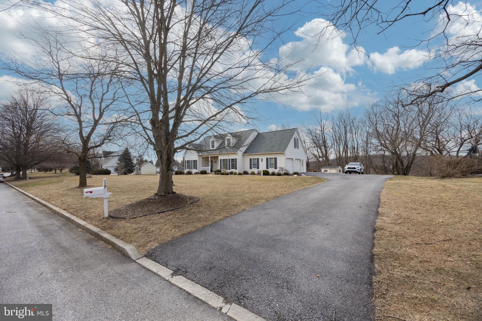 CEDAR KNOLL - Residential