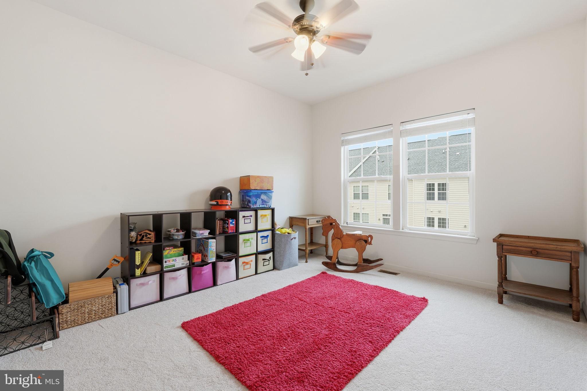 POTOMAC CLUB - Residential