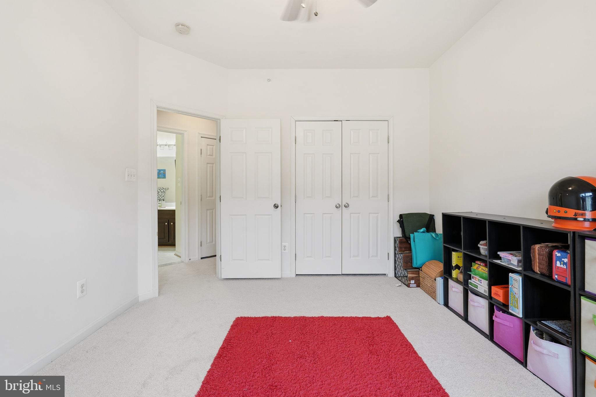 POTOMAC CLUB - Residential