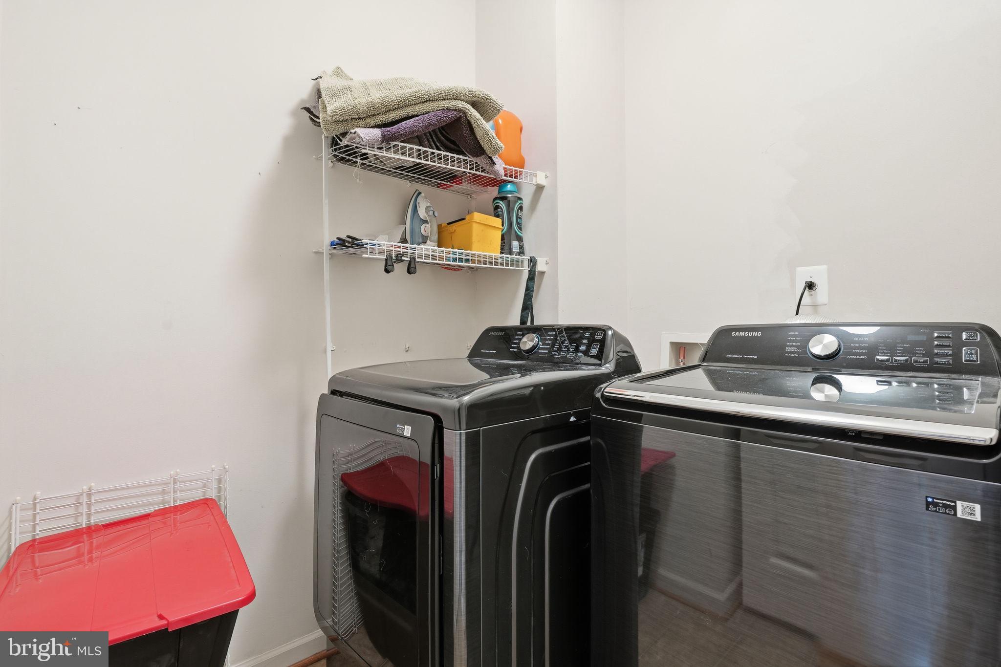 POTOMAC CLUB - Residential