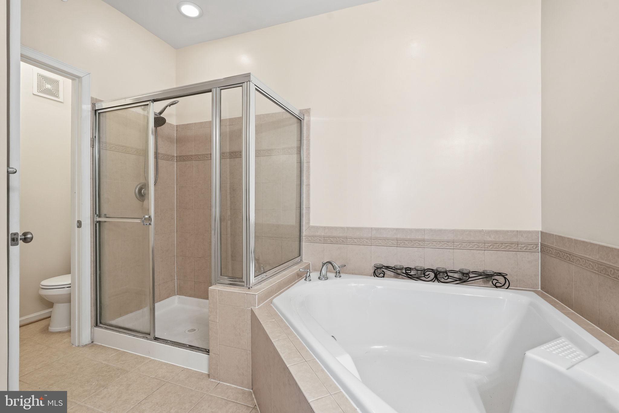 POTOMAC CLUB - Residential