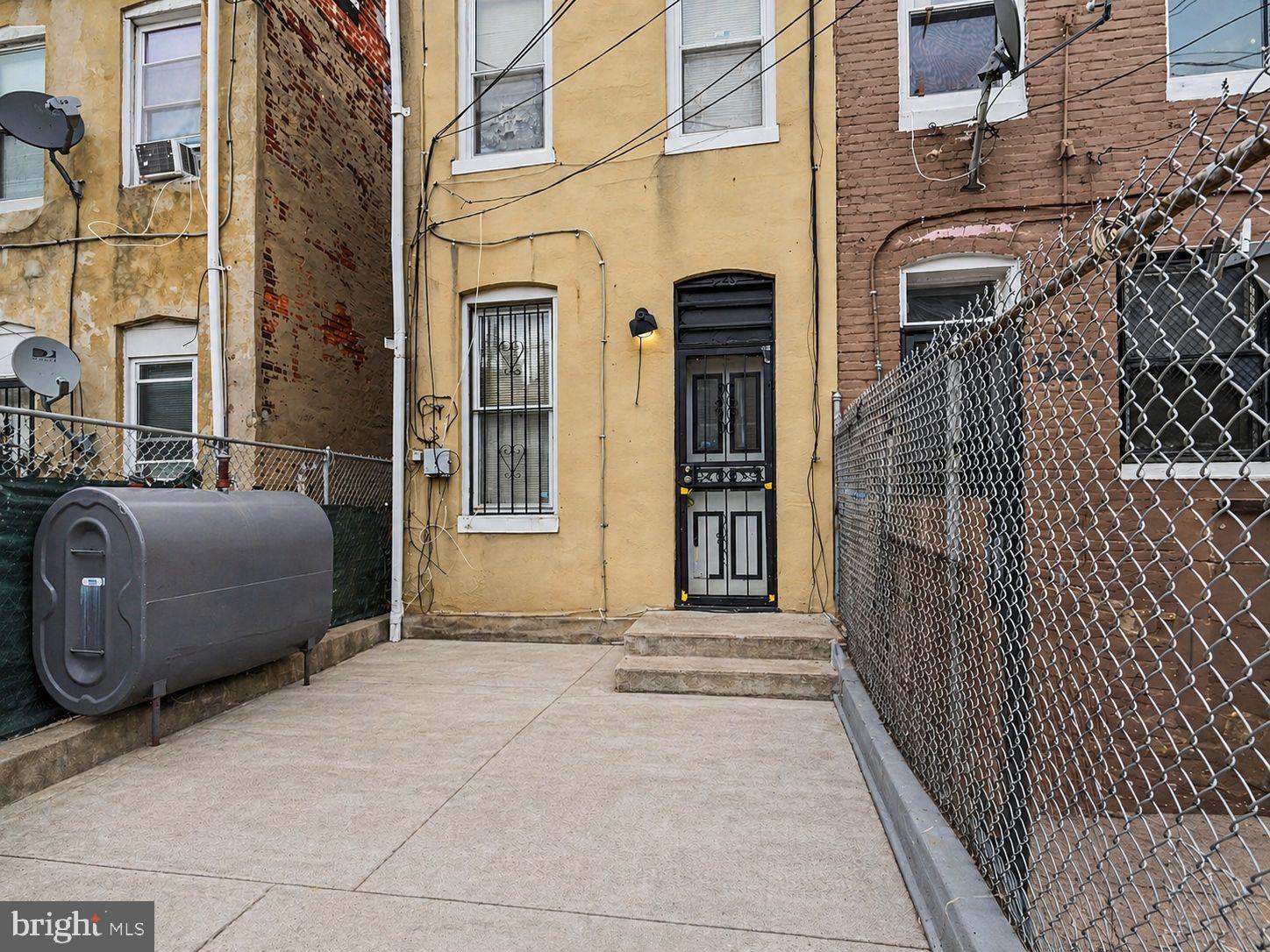PENN NORTH - Residential