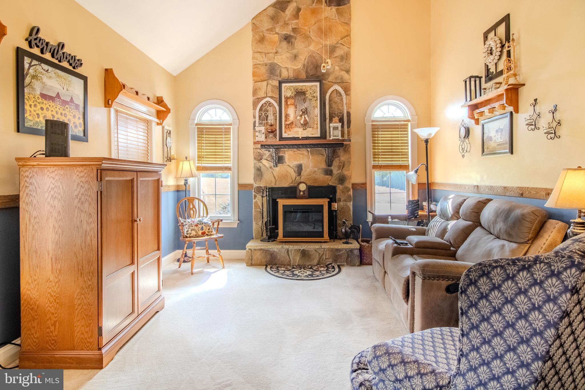 WHITINGS NECK FARM ESTATES - Residential