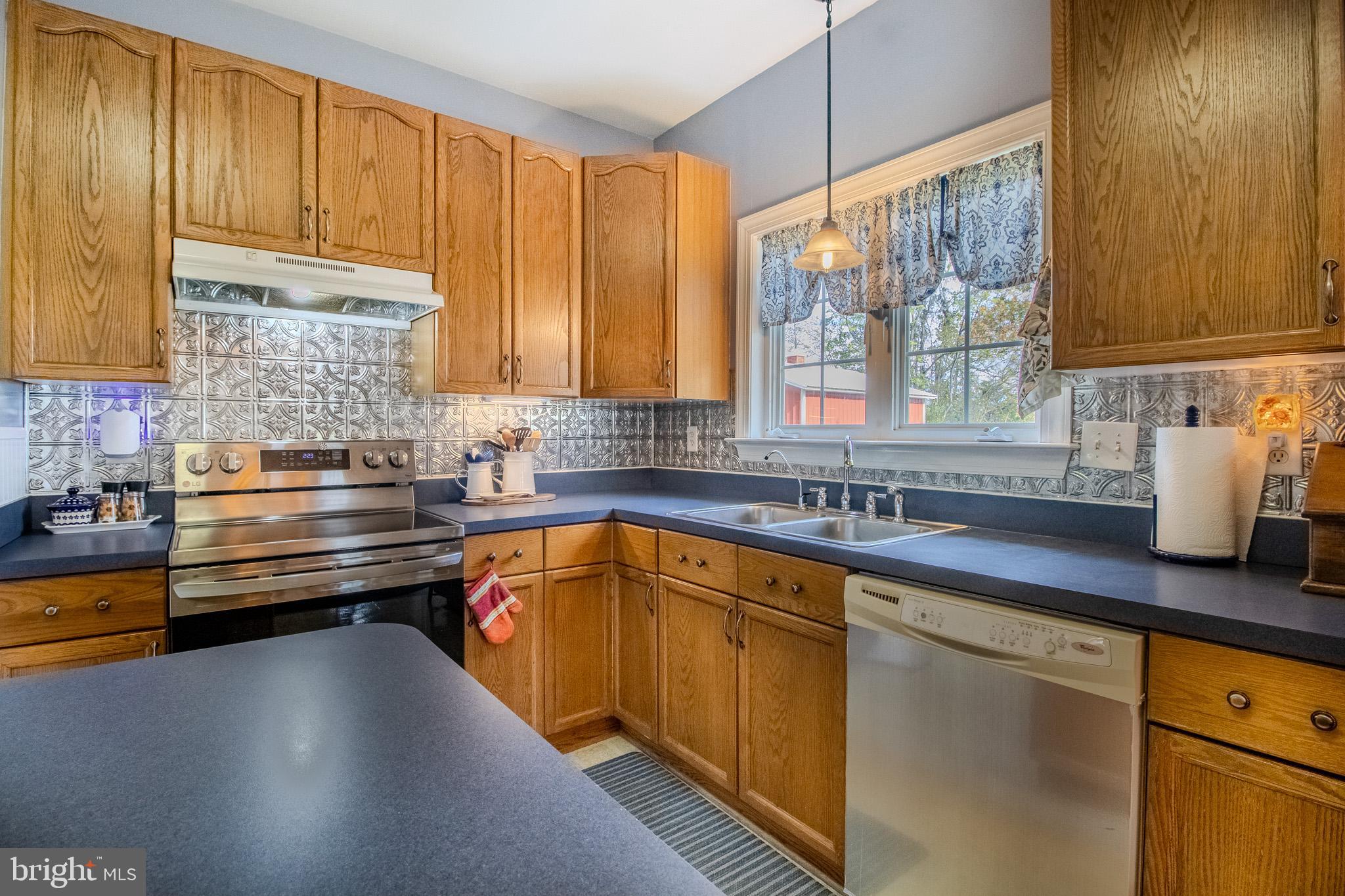 WHITINGS NECK FARM ESTATES - Residential