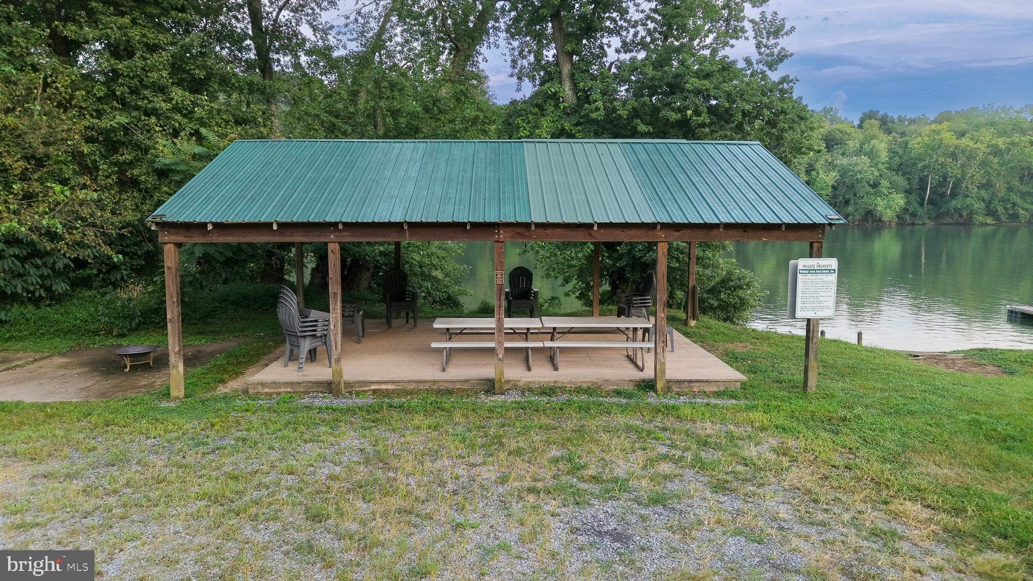 WHITINGS NECK FARM ESTATES - Residential