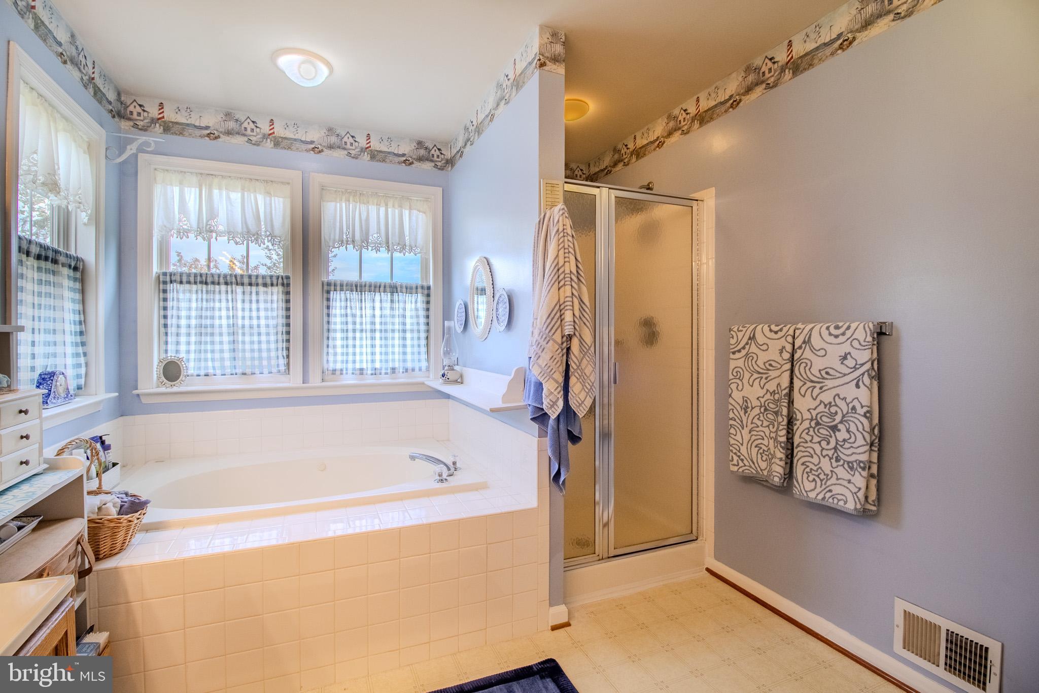 WHITINGS NECK FARM ESTATES - Residential