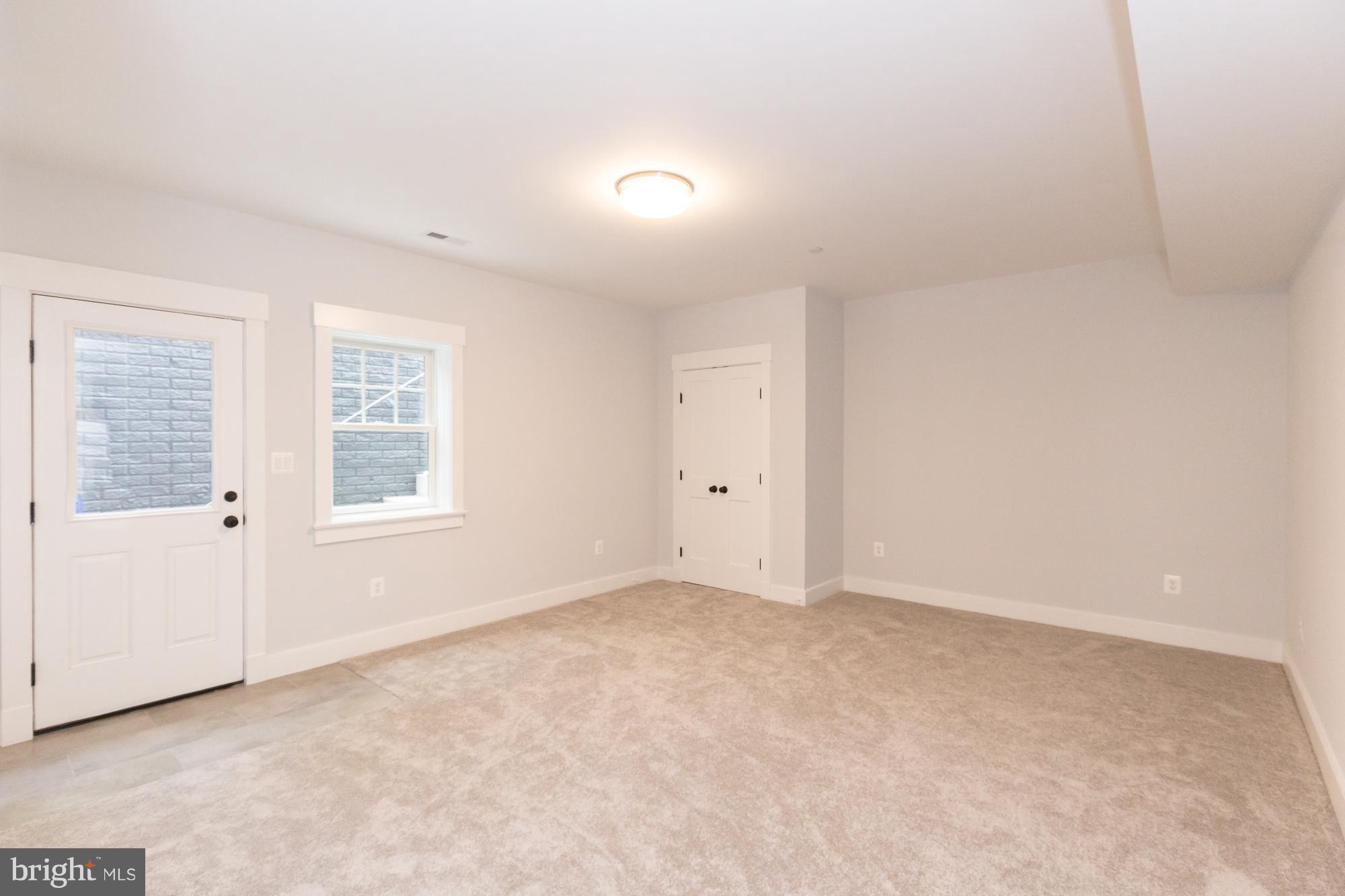 BANNOCKBURN - Residential