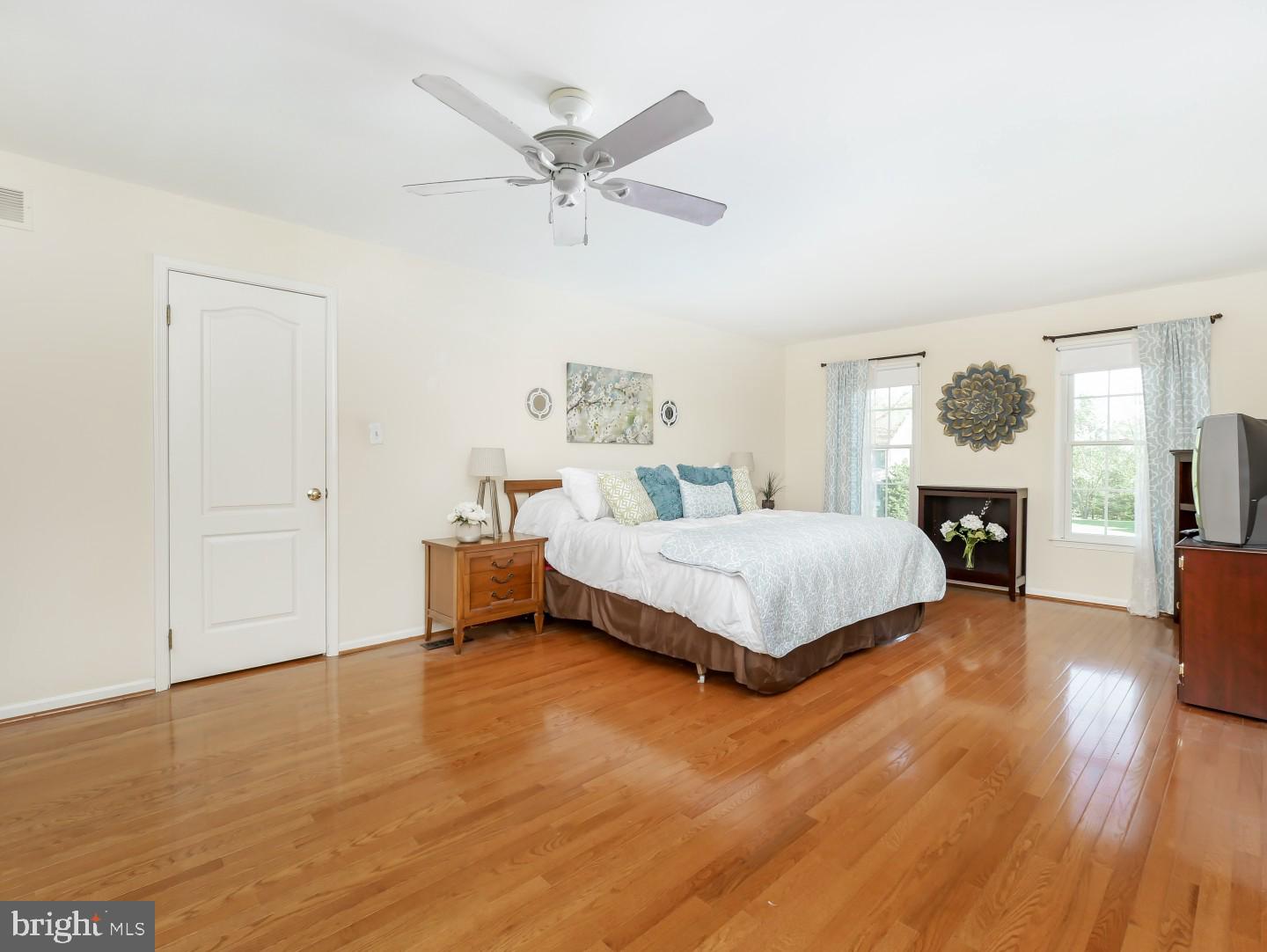 YARDLEY CREST - Residential