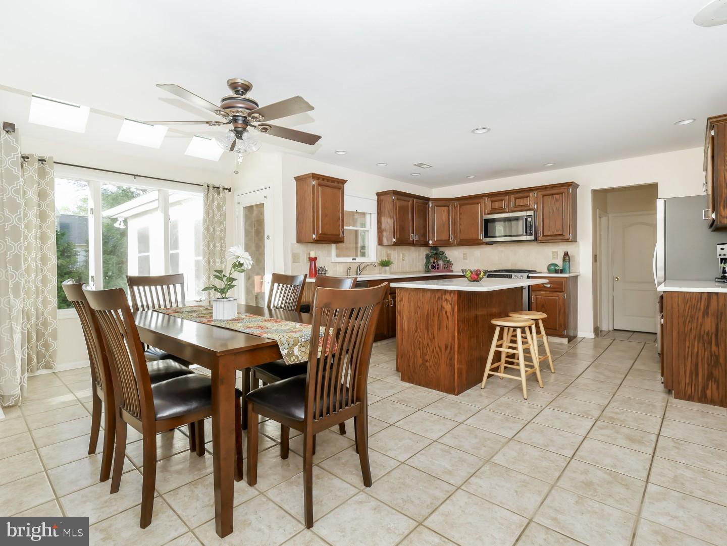 YARDLEY CREST - Residential