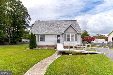 129 N SOMERSET AVENUE CRISFIELD MD 21817