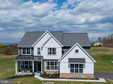 149 COPPER RIDGE DRIVE NEWMANSTOWN PA 17073