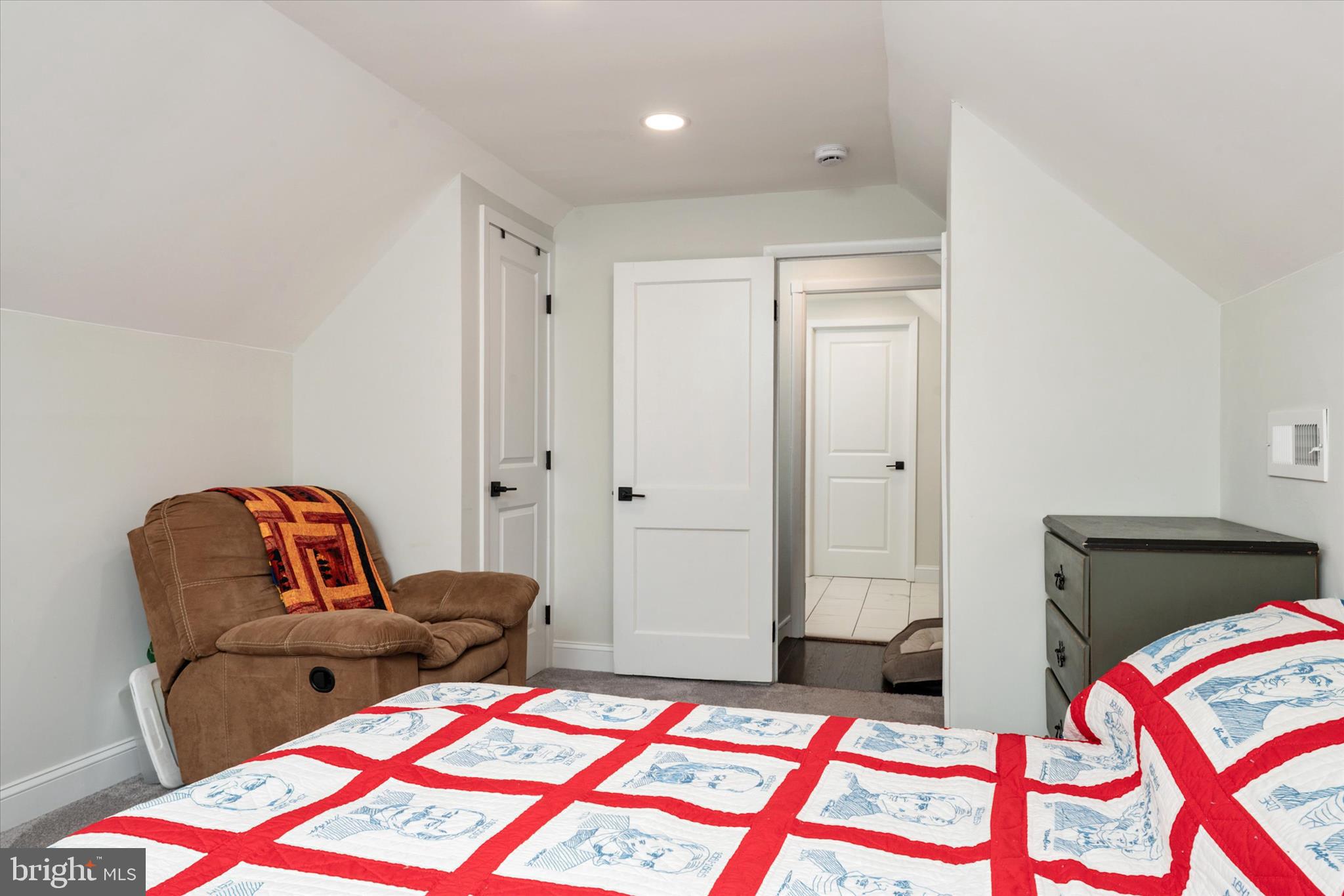 SILVER CREEK - Residential Lease