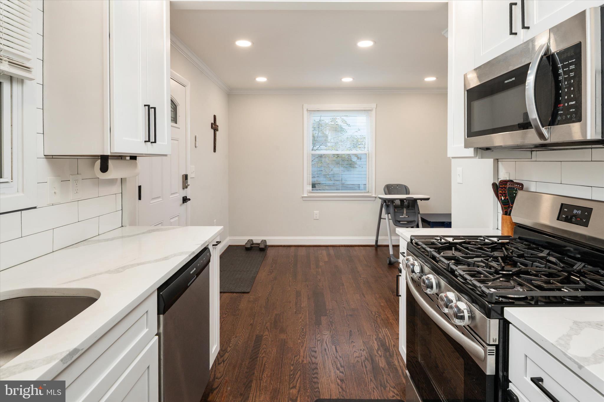 SILVER CREEK - Residential Lease