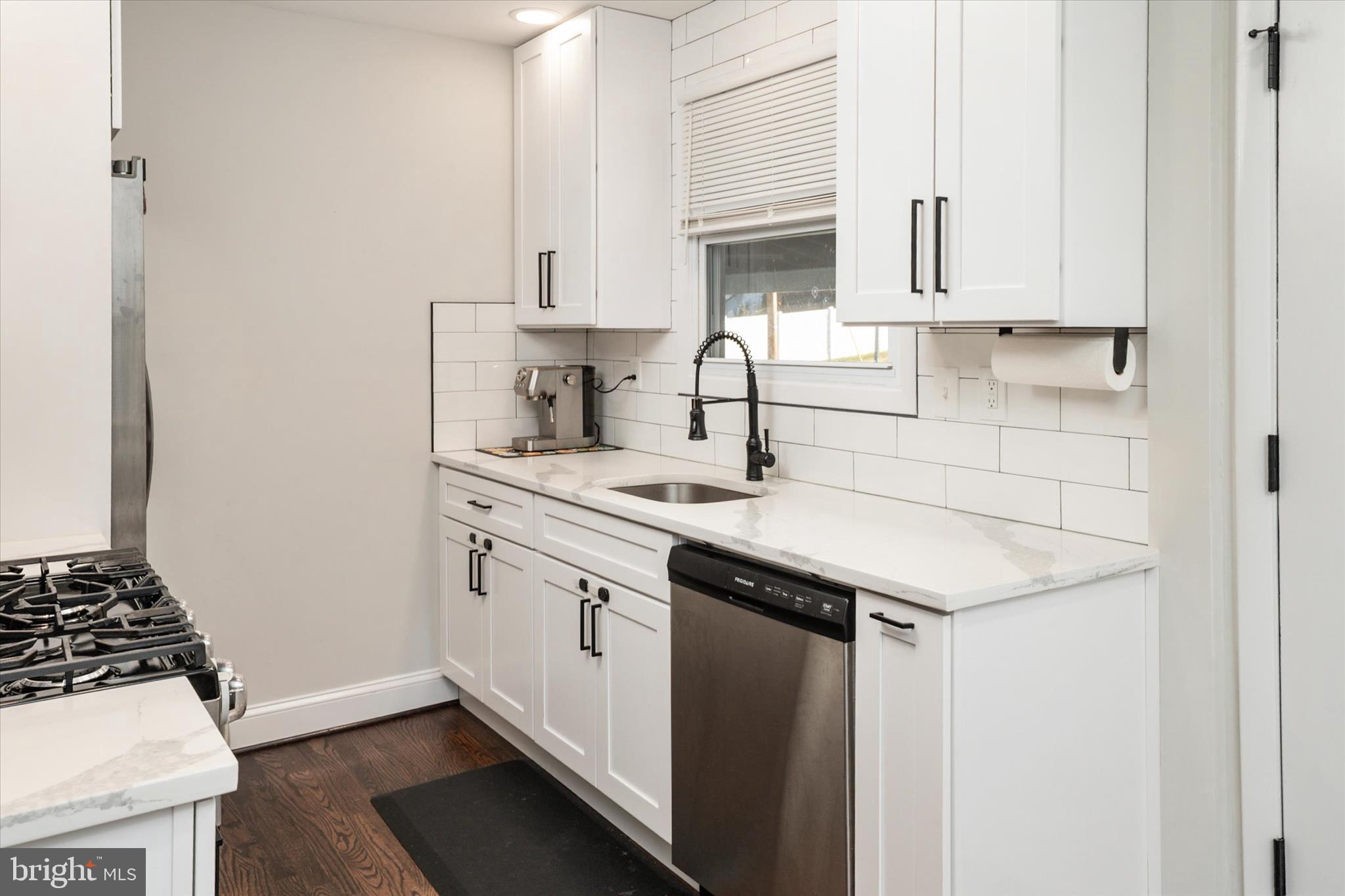 SILVER CREEK - Residential Lease