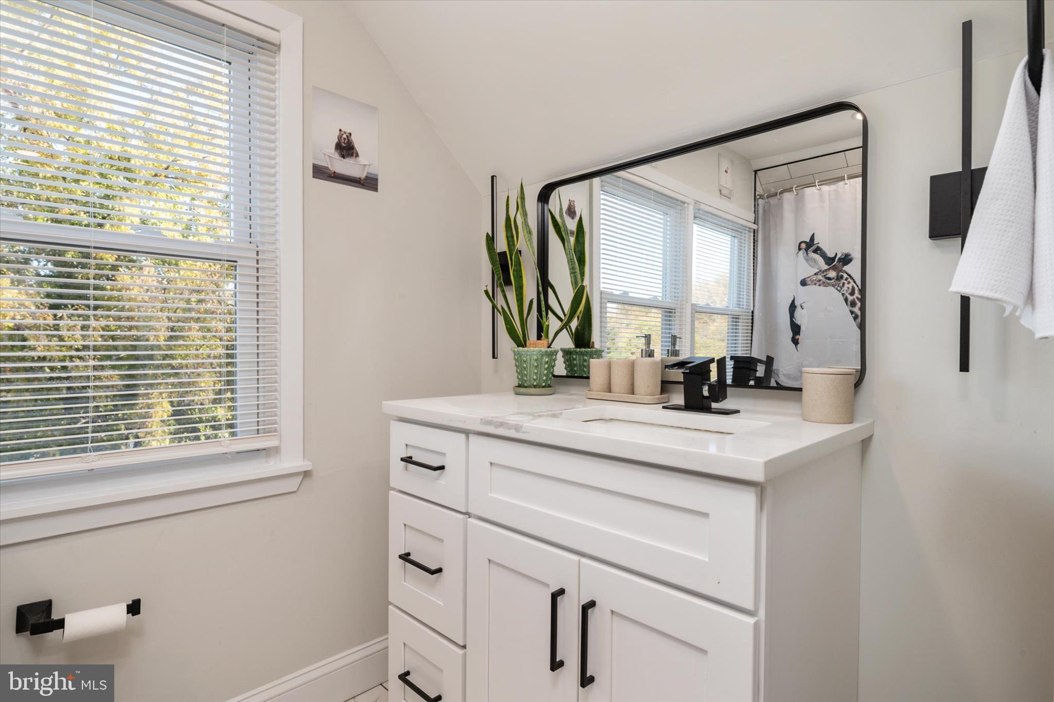 SILVER CREEK - Residential Lease