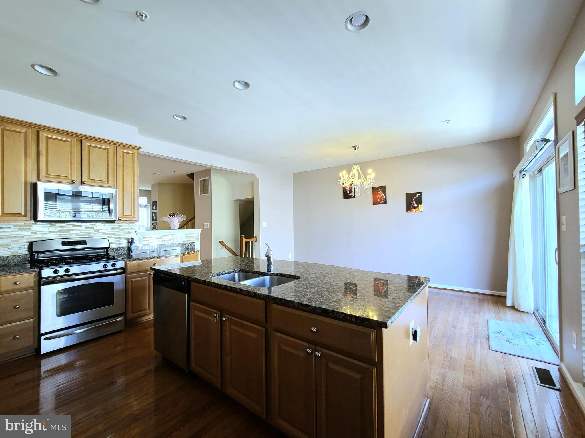 VILLAGES OF DORCHESTER - Residential