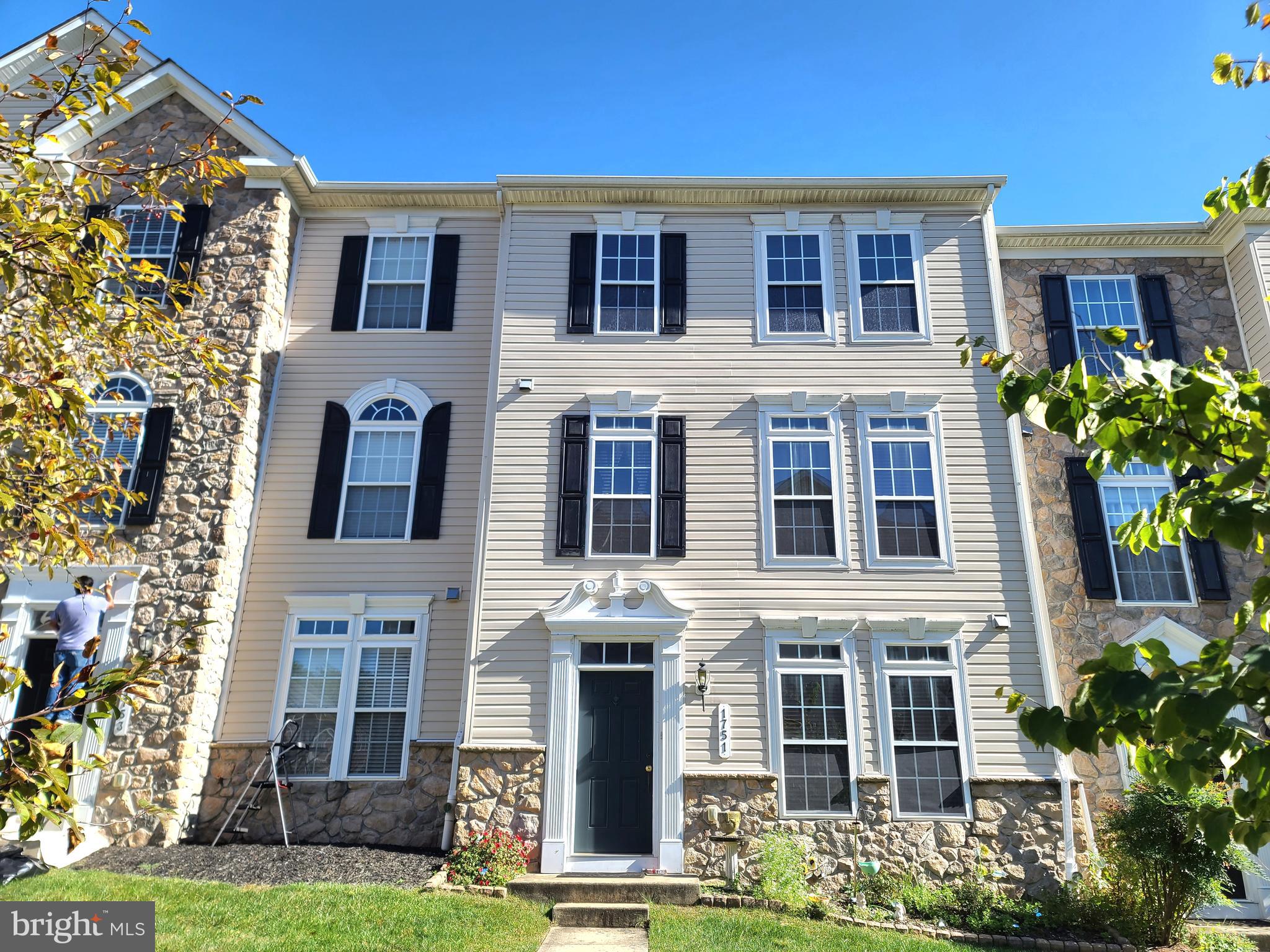 VILLAGES OF DORCHESTER - Residential