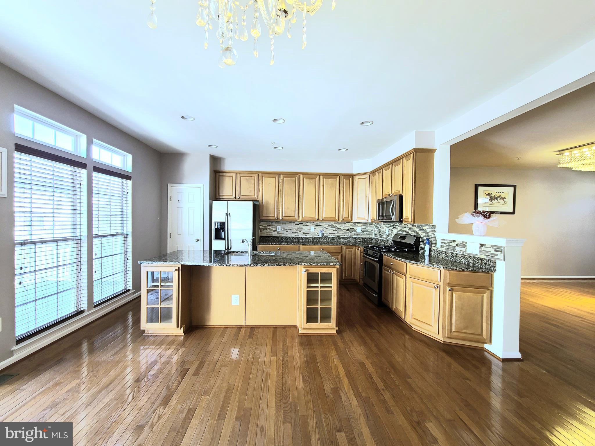 VILLAGES OF DORCHESTER - Residential