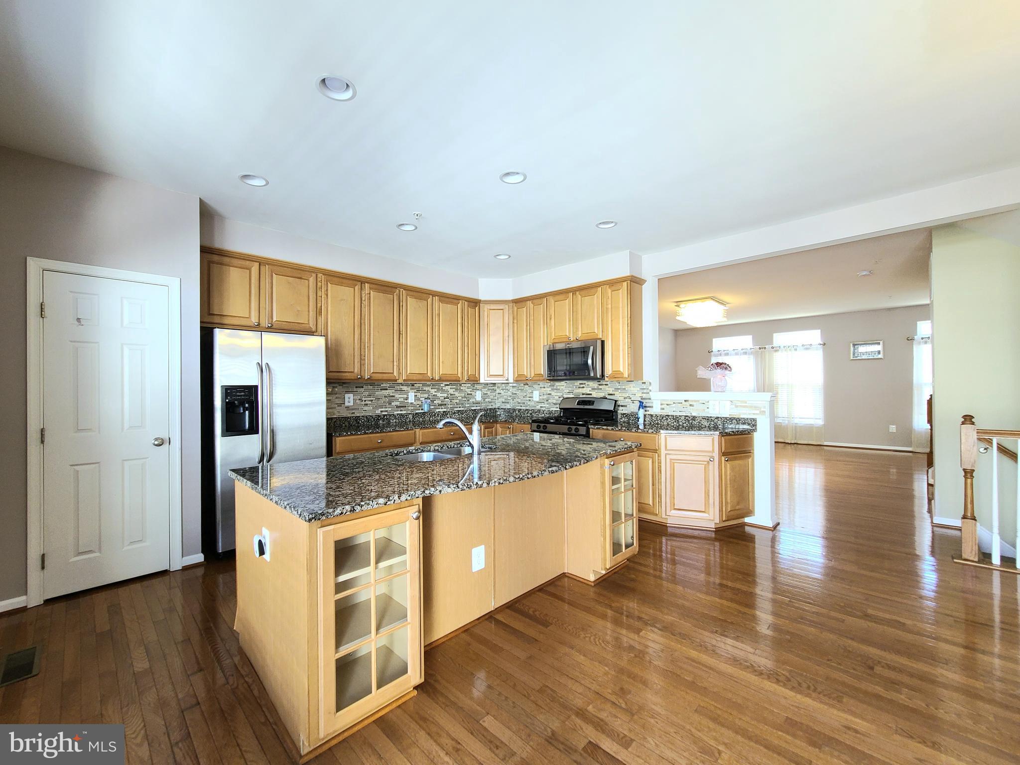 VILLAGES OF DORCHESTER - Residential