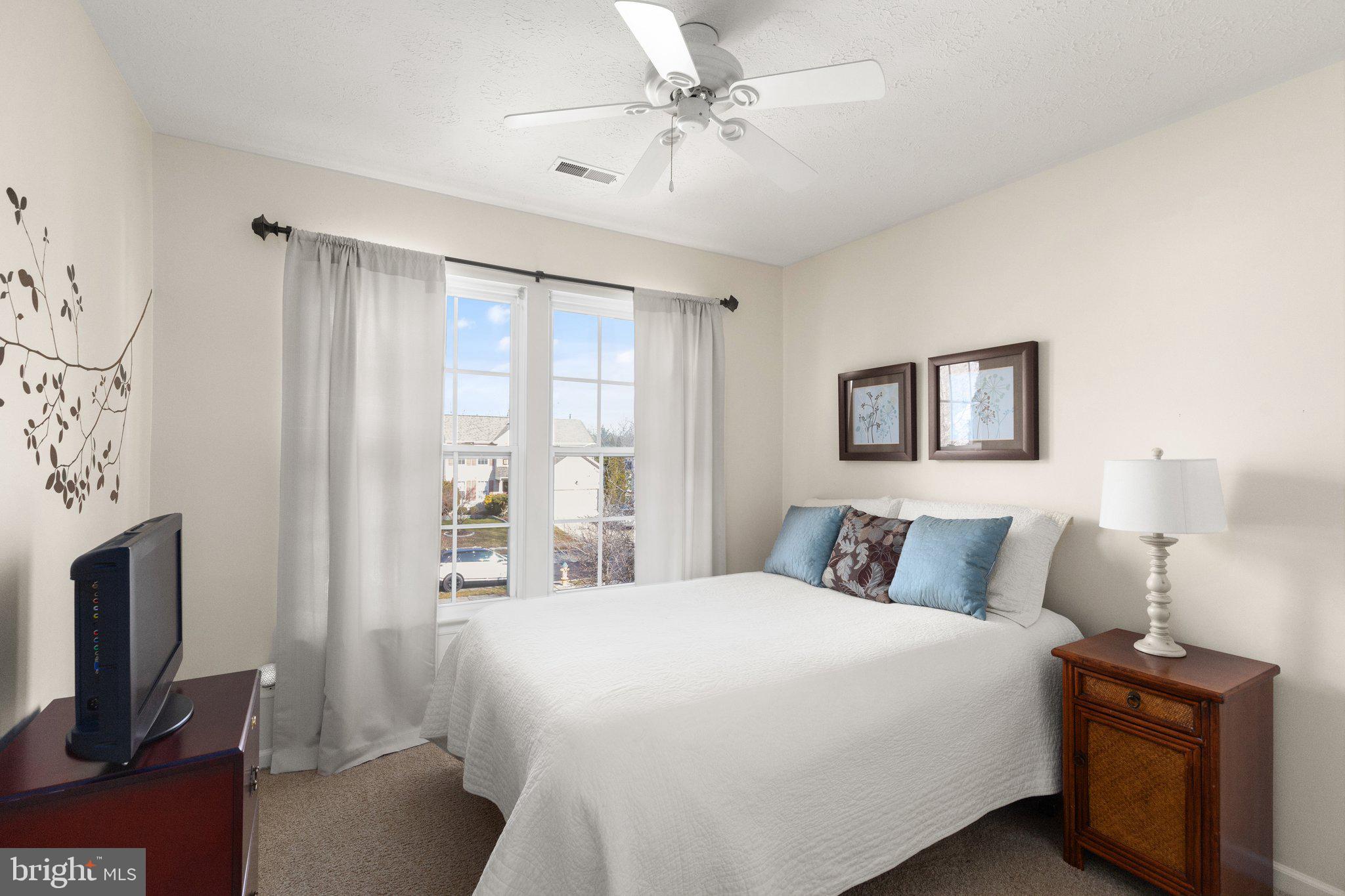 PATRIOTS GLEN - Residential