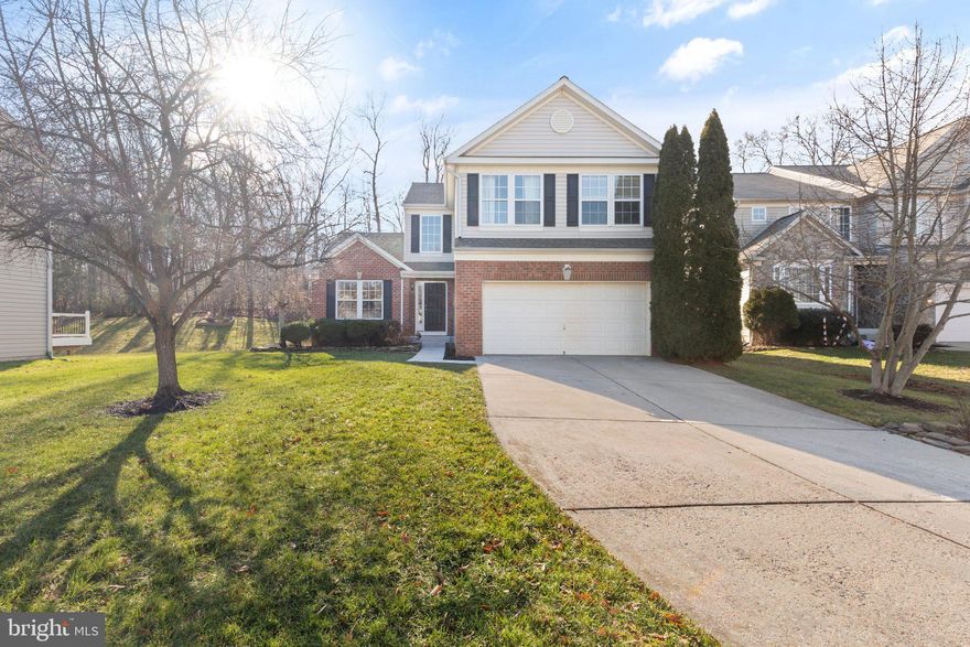 Beautiful colonial home in Patriots Glen with a lot of attractive features on cul de sac and backs to Golf Course. This home provides ample living space. Recently updated kitchen with stainless steel appliances and granite countertops, adding a modern and sleek touch.
Dining room features vaulted ceiling, creating an open and spacious atmosphere and enhanced with chair and crown molding. Family room with cozy and inviting fireplace. 
The upper level boasts four spacious bedrooms, offering plenty of room for a growing family or guests. Primary bedroom with walk in closet for ample storage space. Primary bath features a soaking tub, adding a touch of luxury and relaxation.
Lower level, adding additional living space or a recreational area.
This home is a fantastic property with a blend of modern updates and classic features. 
This community includes a fitness center, pool, clubhouse, and playground. Updates within past 5 years include HVAC, Roof, Kitchen. Don’t miss this one!