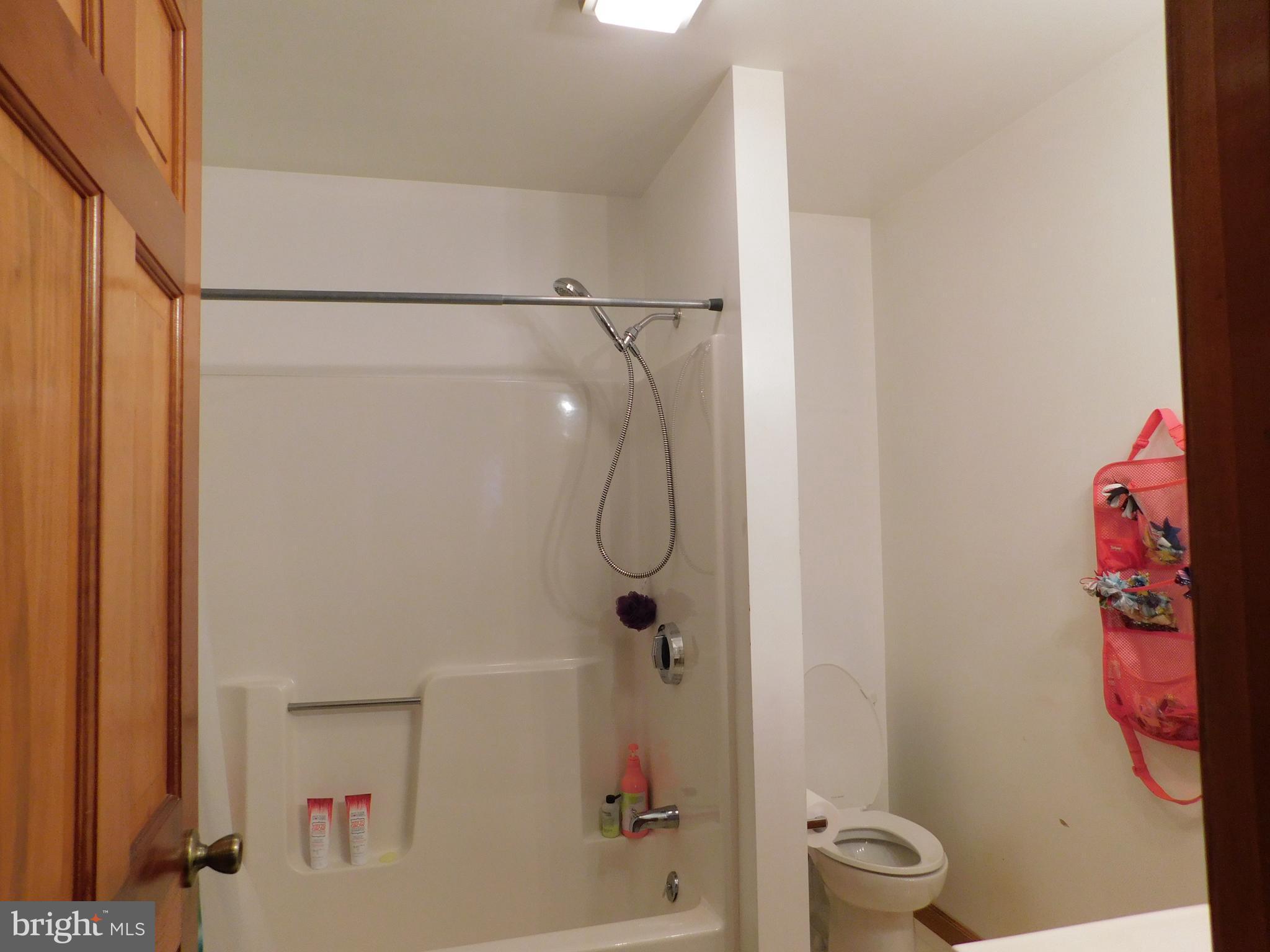 FRANKFORT - Residential