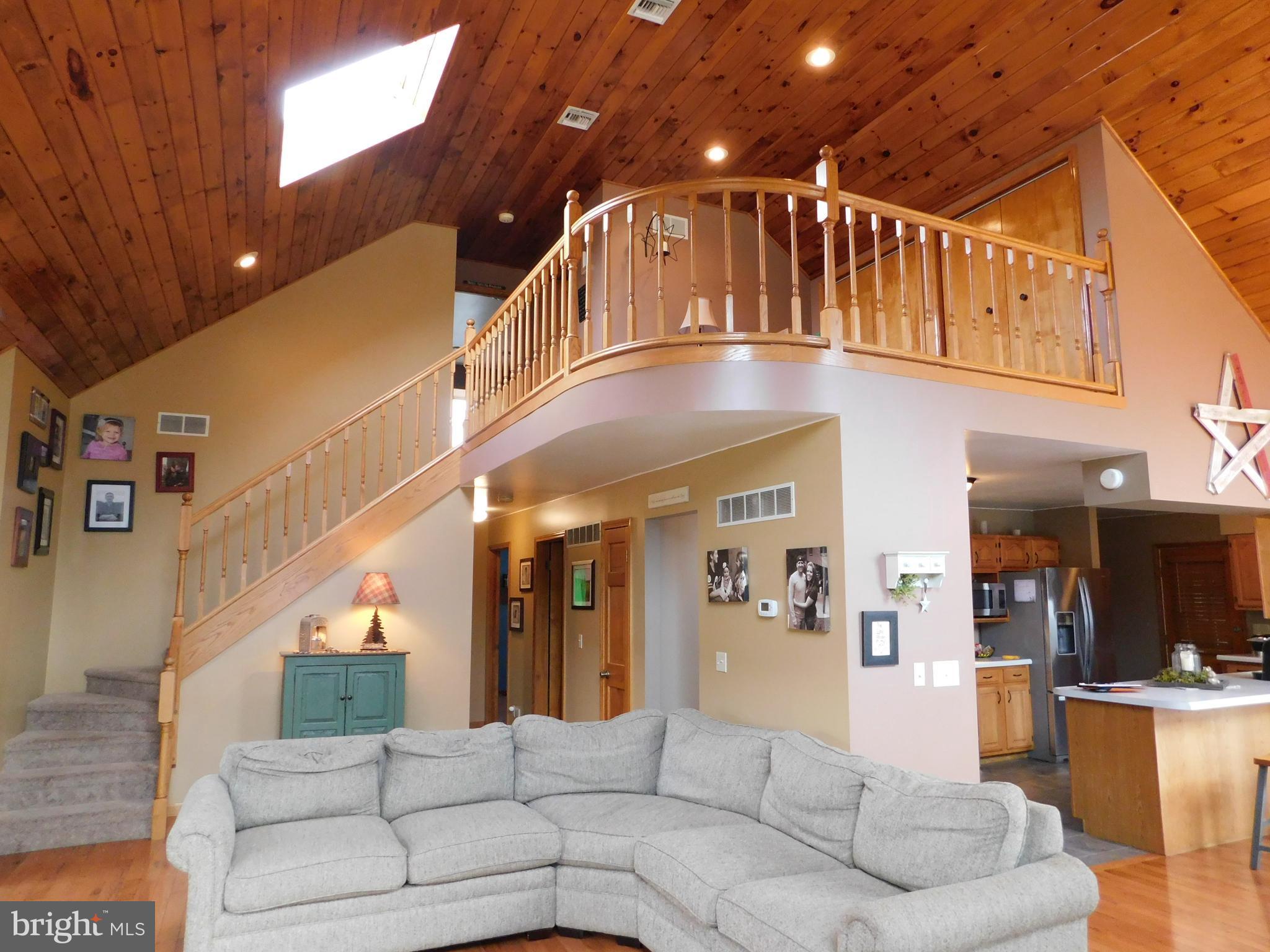 FRANKFORT - Residential