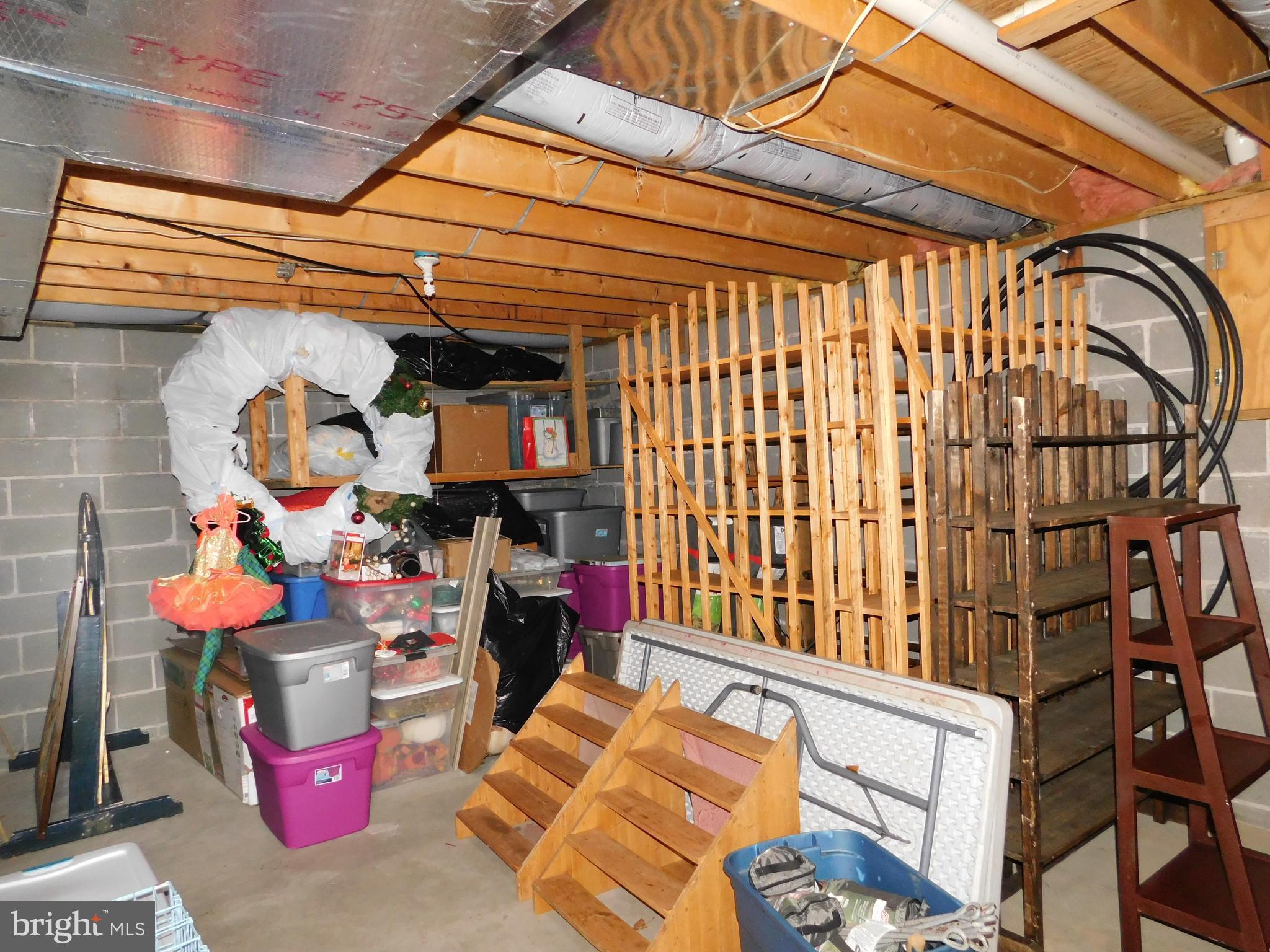 FRANKFORT - Residential