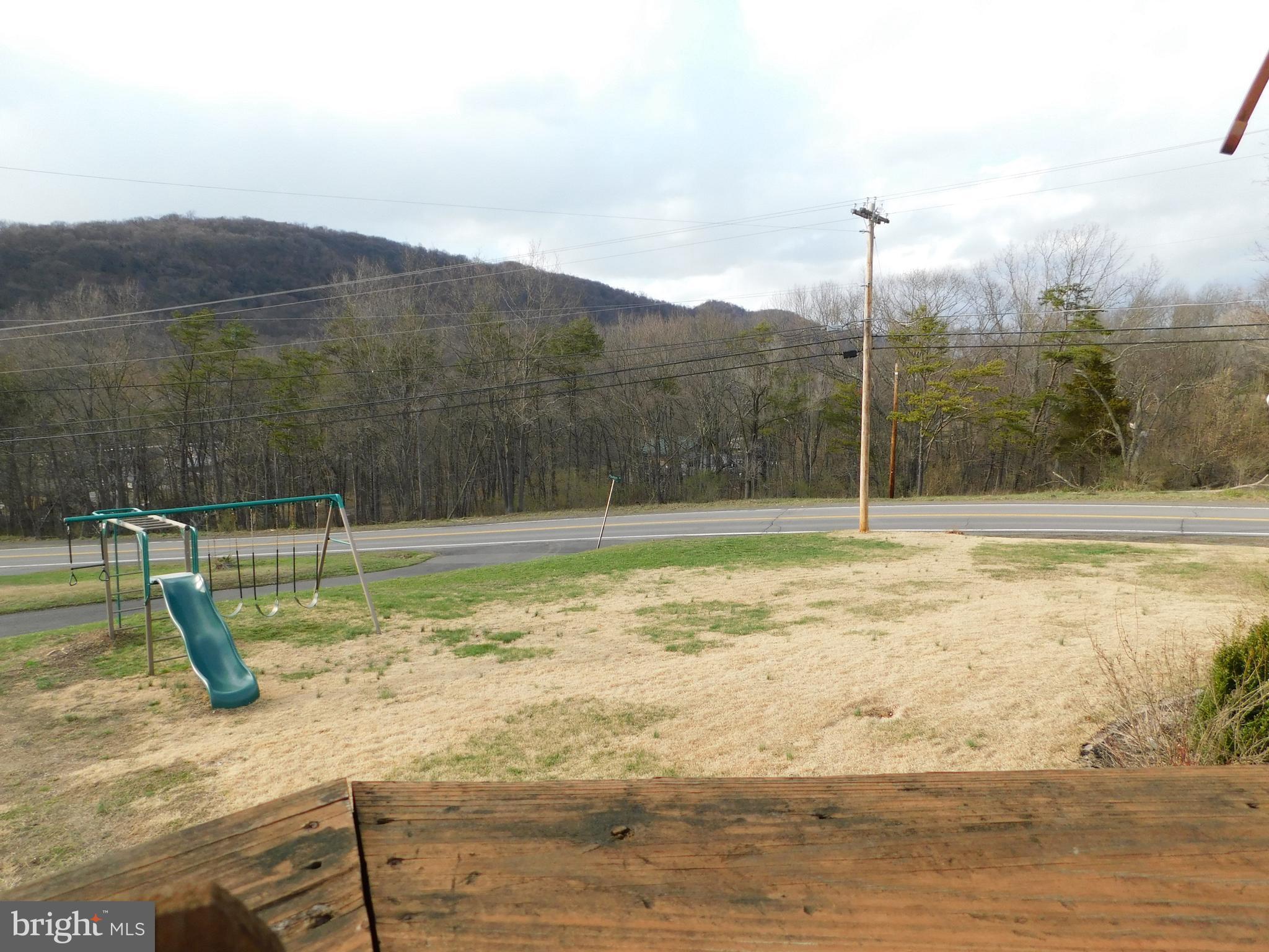 FRANKFORT - Residential