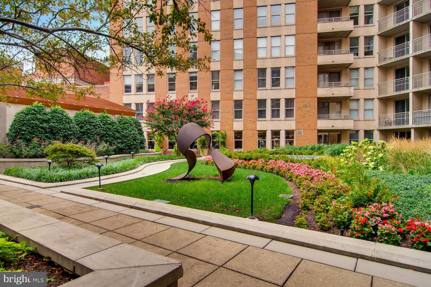 HARBOR EAST - Residential