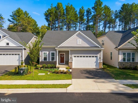 Photo of 12504 Cavalier Forest Court, BRISTOW, VA 20136 (MLS # VAPW2131346)