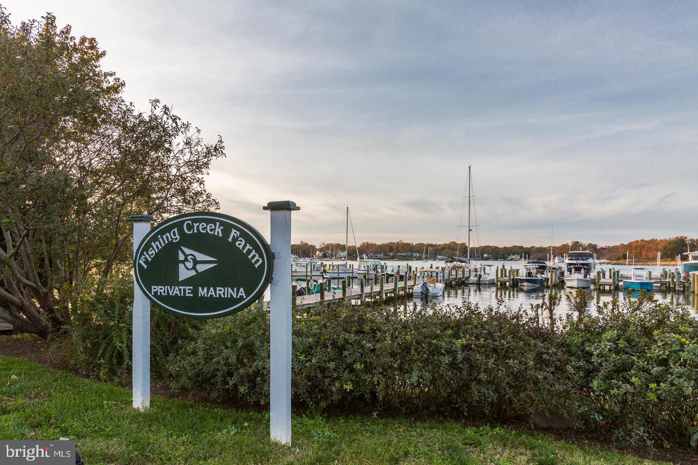 FISHING CREEK FARM - Residential