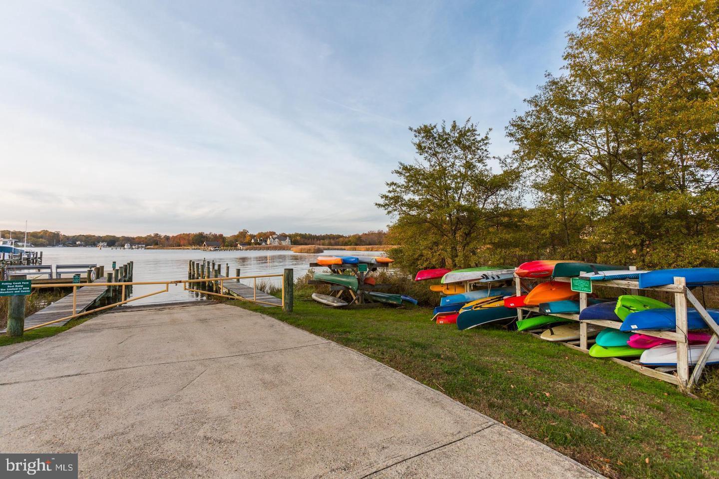 FISHING CREEK FARM - Residential