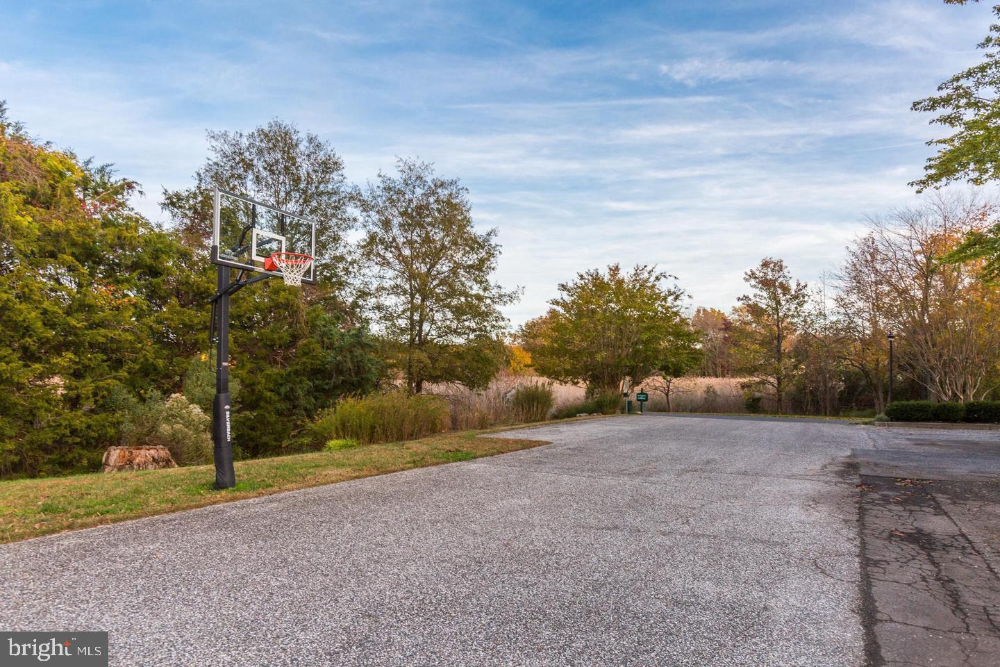 FISHING CREEK FARM - Residential