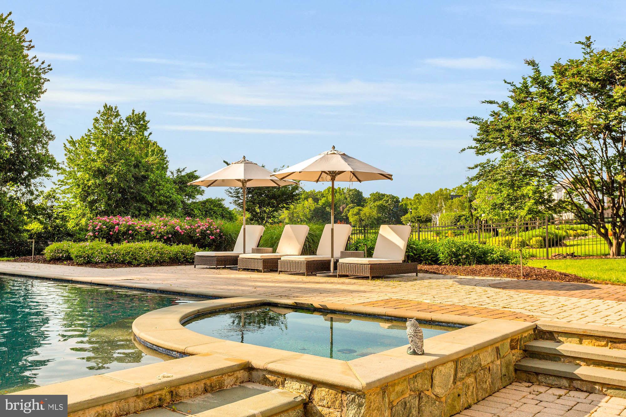 3412 HIDDEN RIVER VIEW ROAD