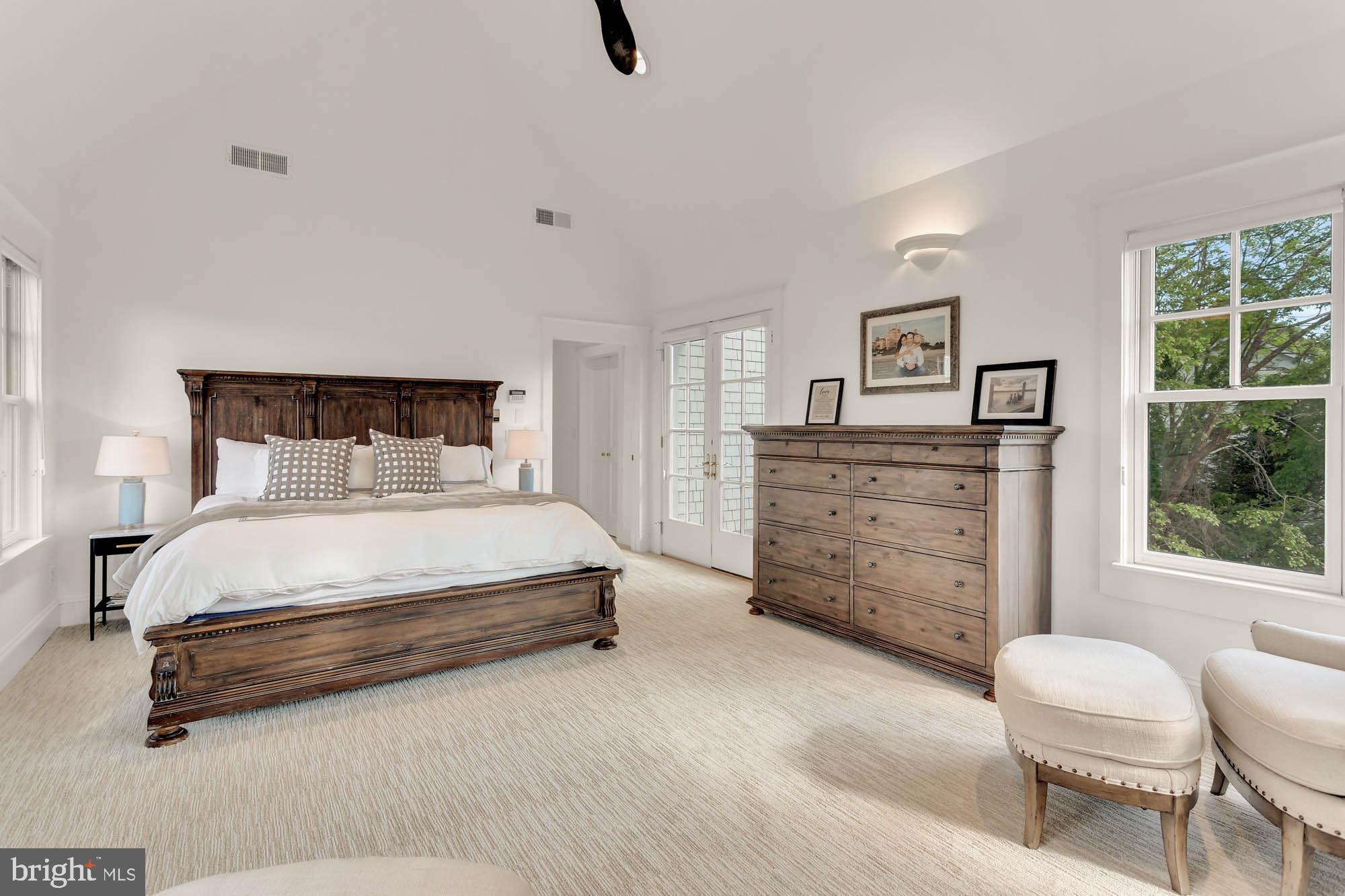 FISHING CREEK FARM - Residential
