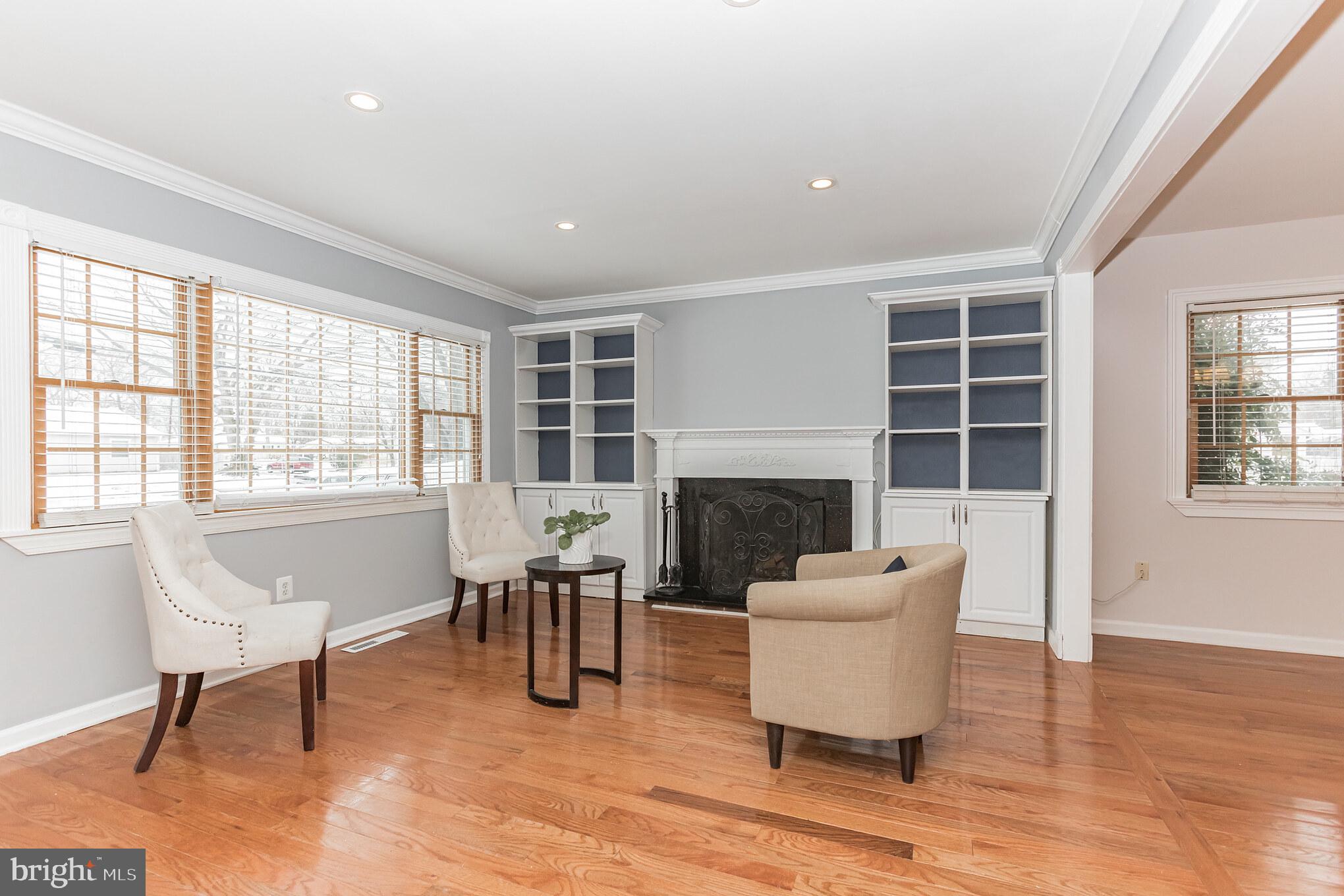 SPRINGFIELD ESTATES - Residential