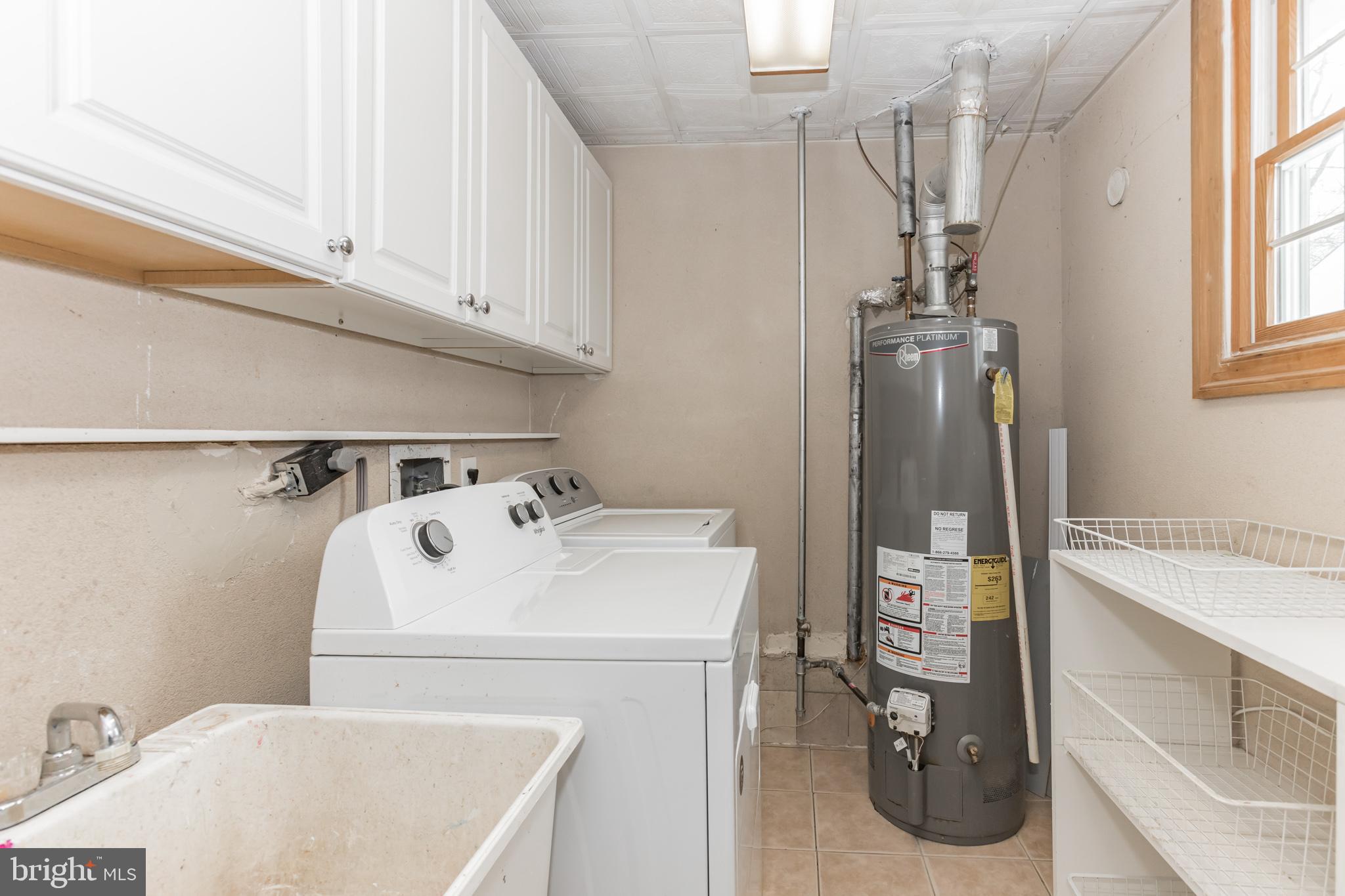 SPRINGFIELD ESTATES - Residential