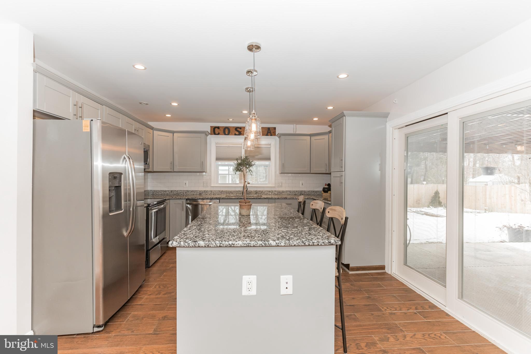 SPRINGFIELD ESTATES - Residential