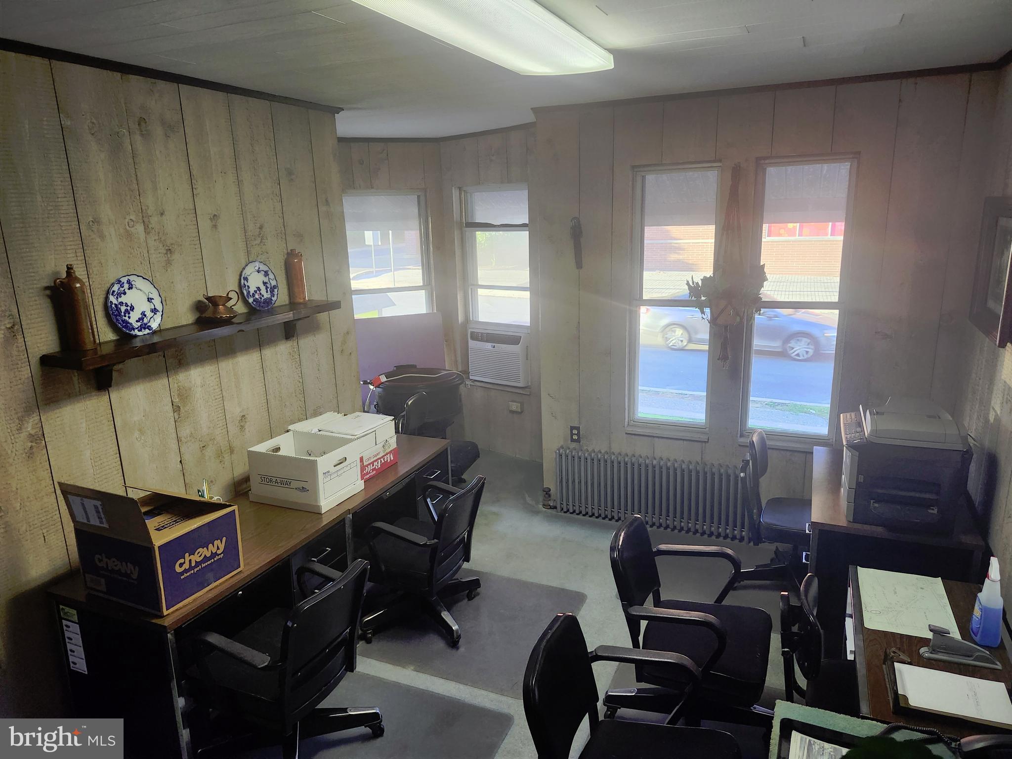 2228 PERKIOMEN AVENUE