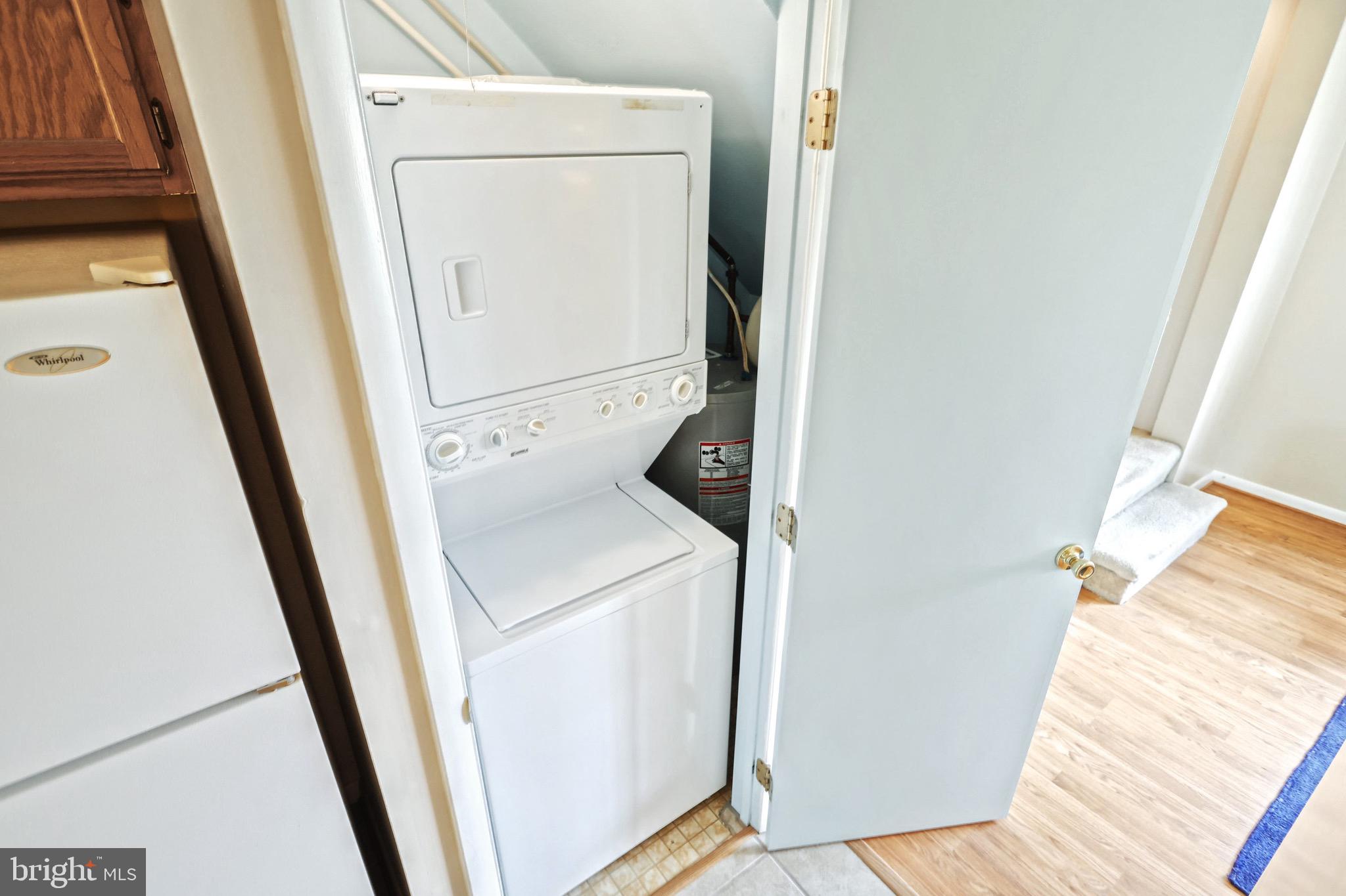 LEXINGTON WOODS - Residential