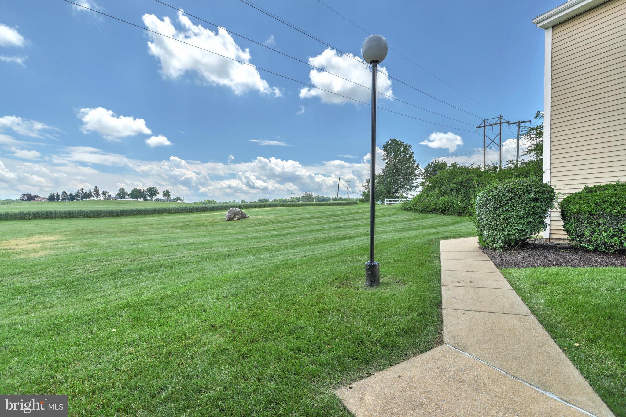 LEXINGTON WOODS - Residential