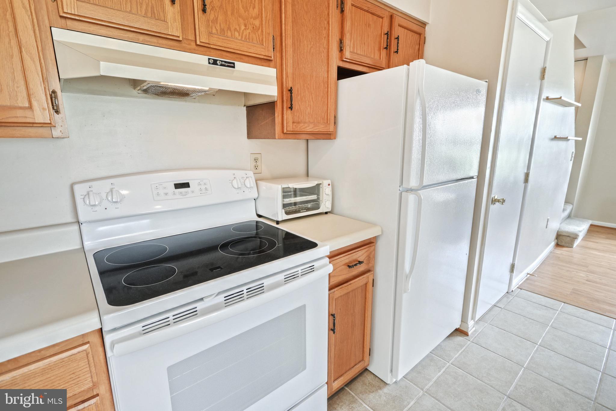 LEXINGTON WOODS - Residential