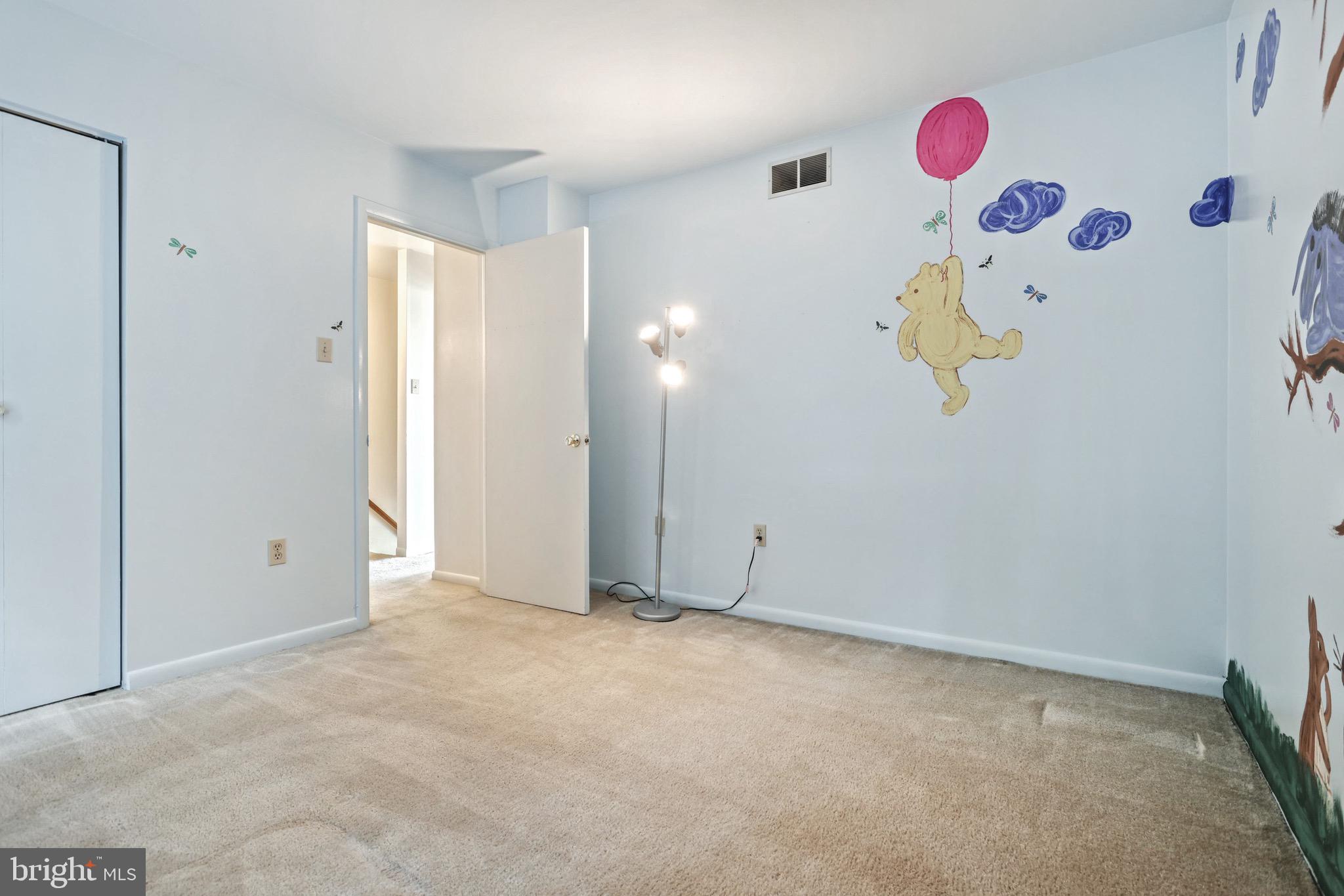 LEXINGTON WOODS - Residential