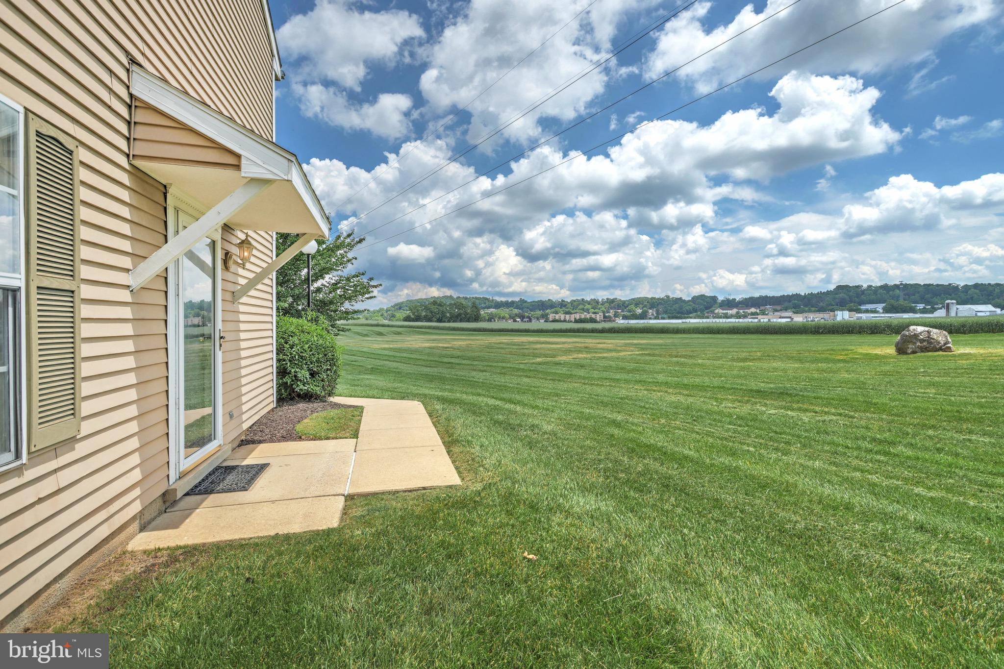 LEXINGTON WOODS - Residential