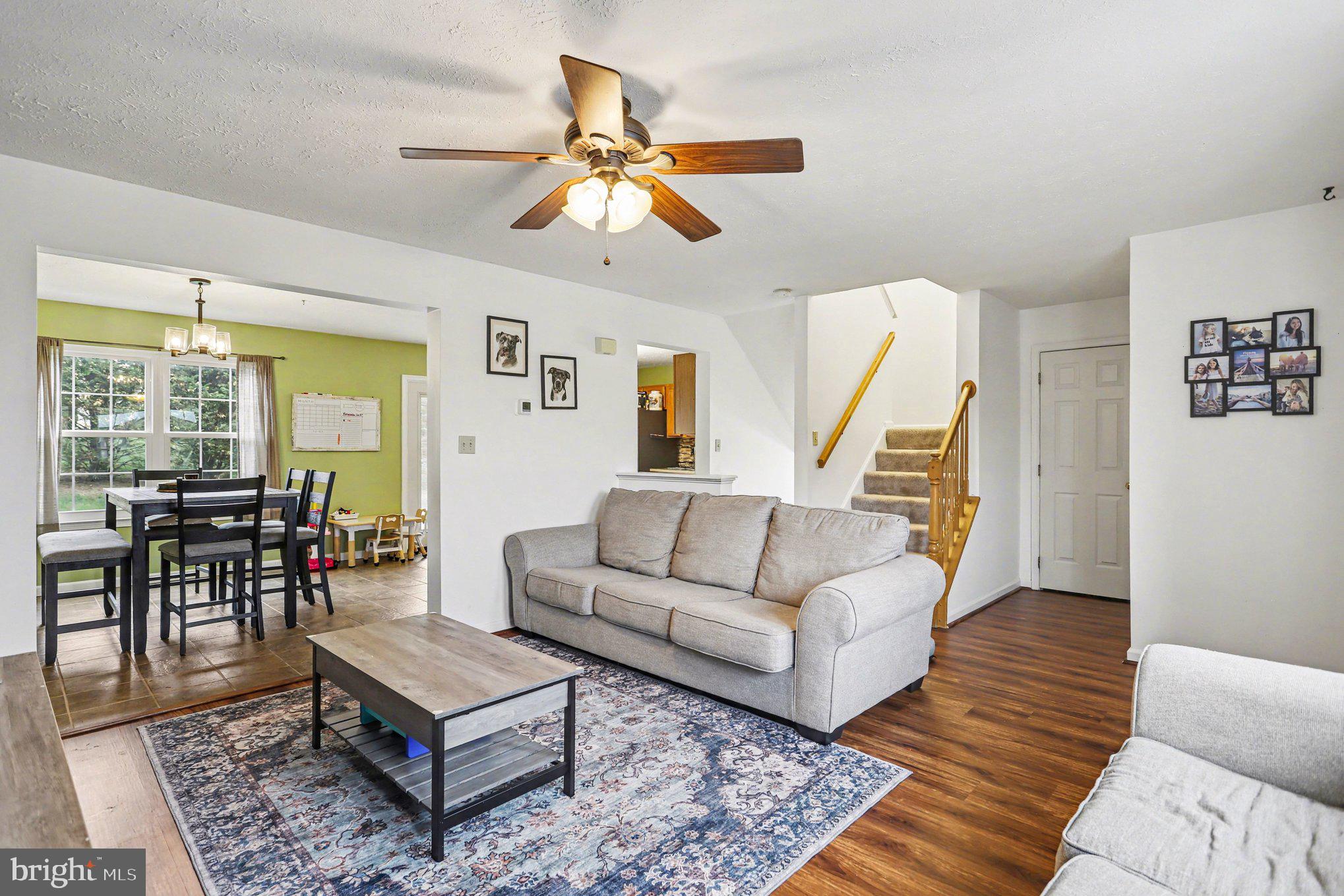 COUNTRY RIDGE - Residential