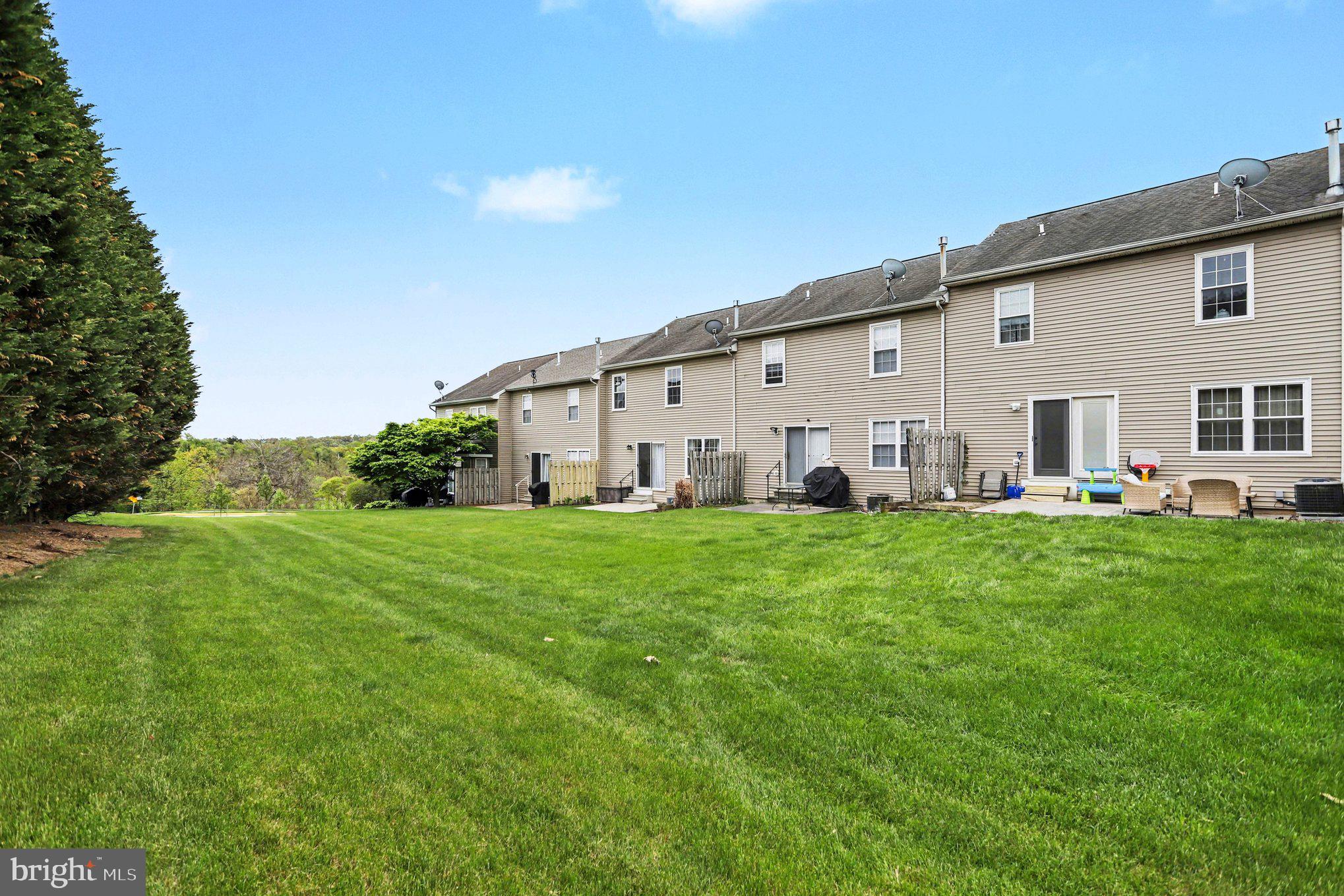 COUNTRY RIDGE - Residential