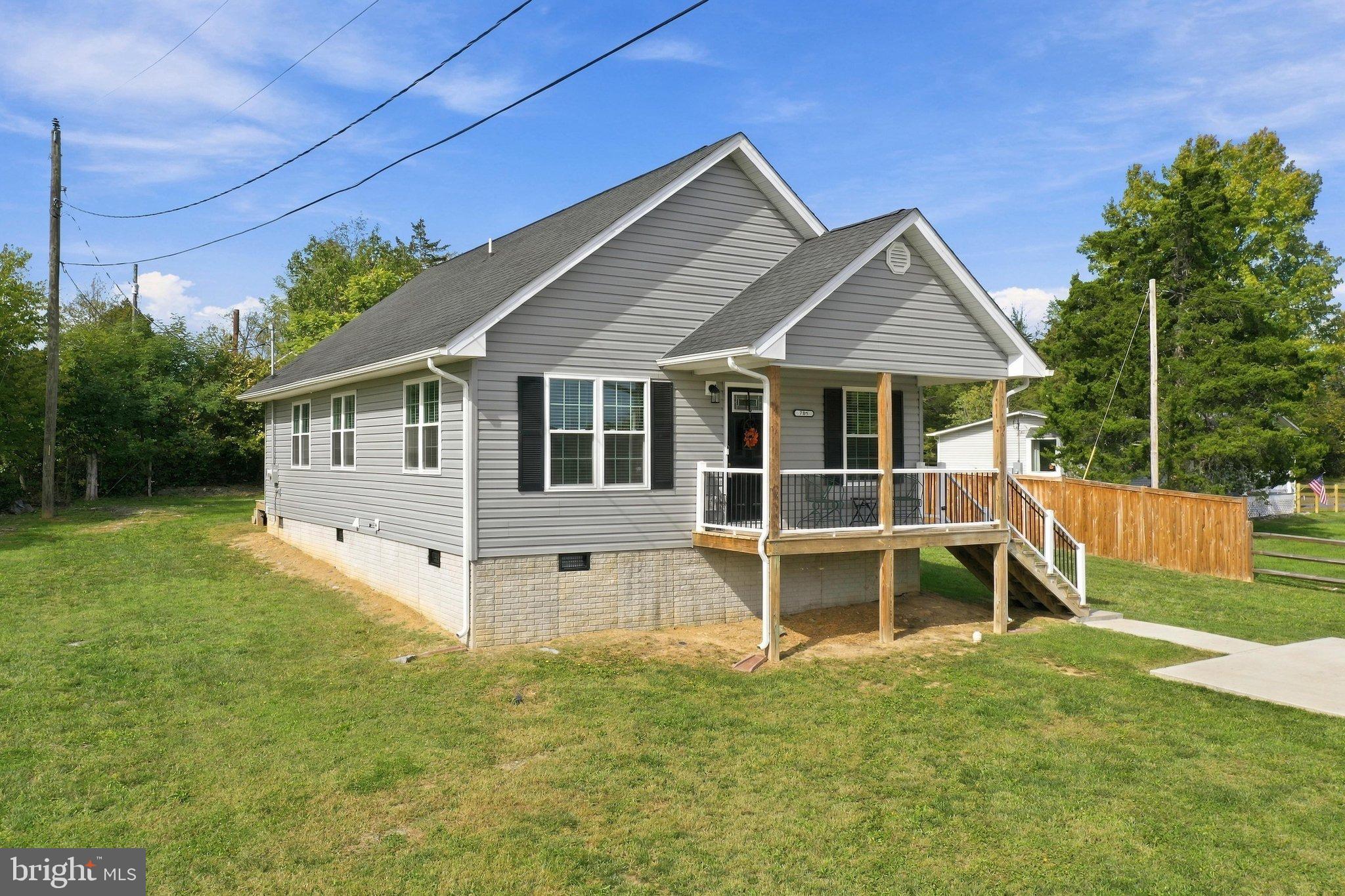 705 CAPON ROAD