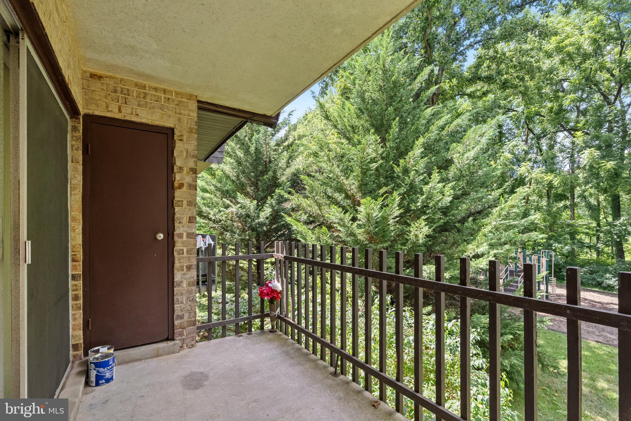 VANTAGE HILL - Residential Lease