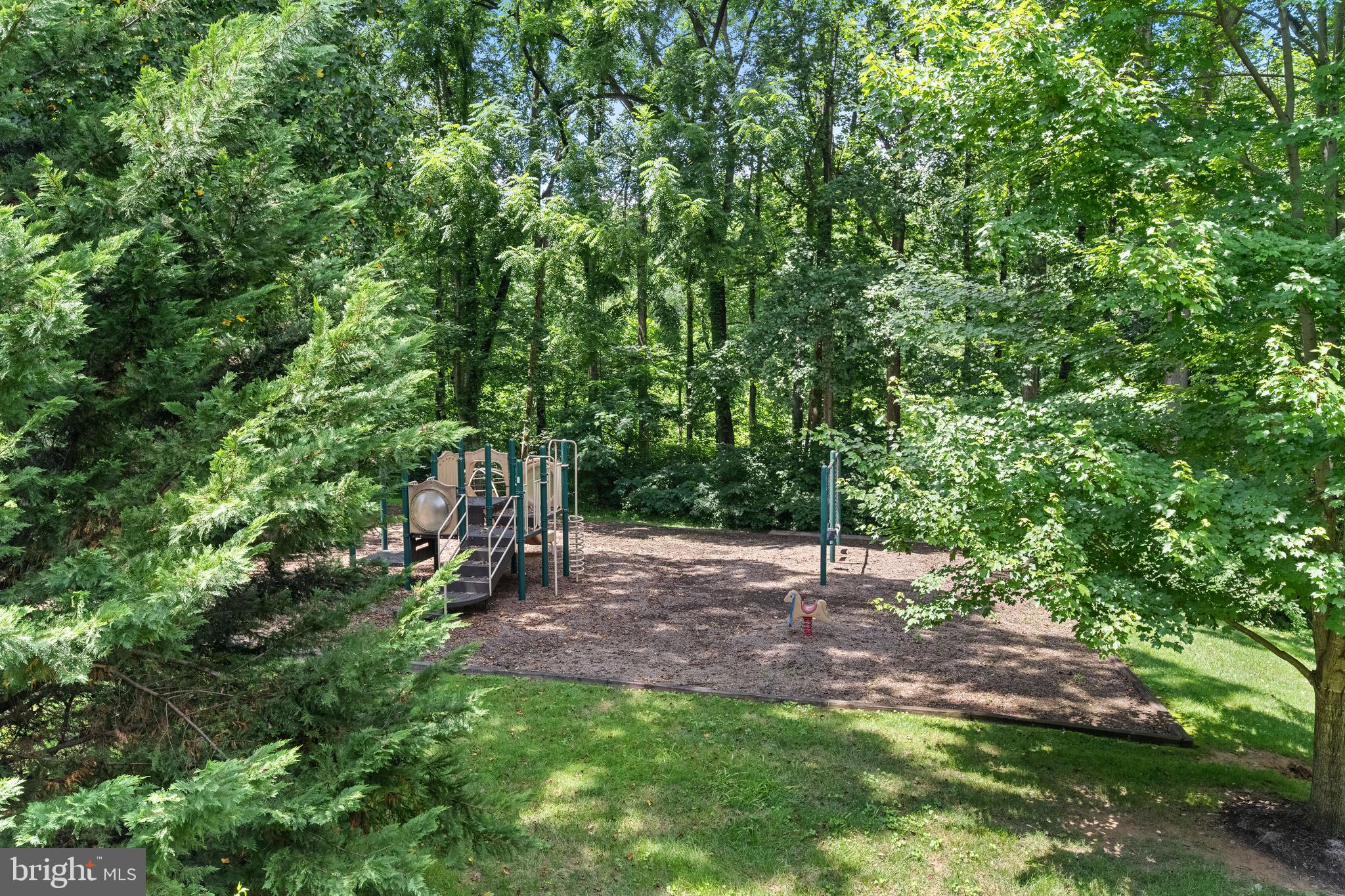 VANTAGE HILL - Residential Lease